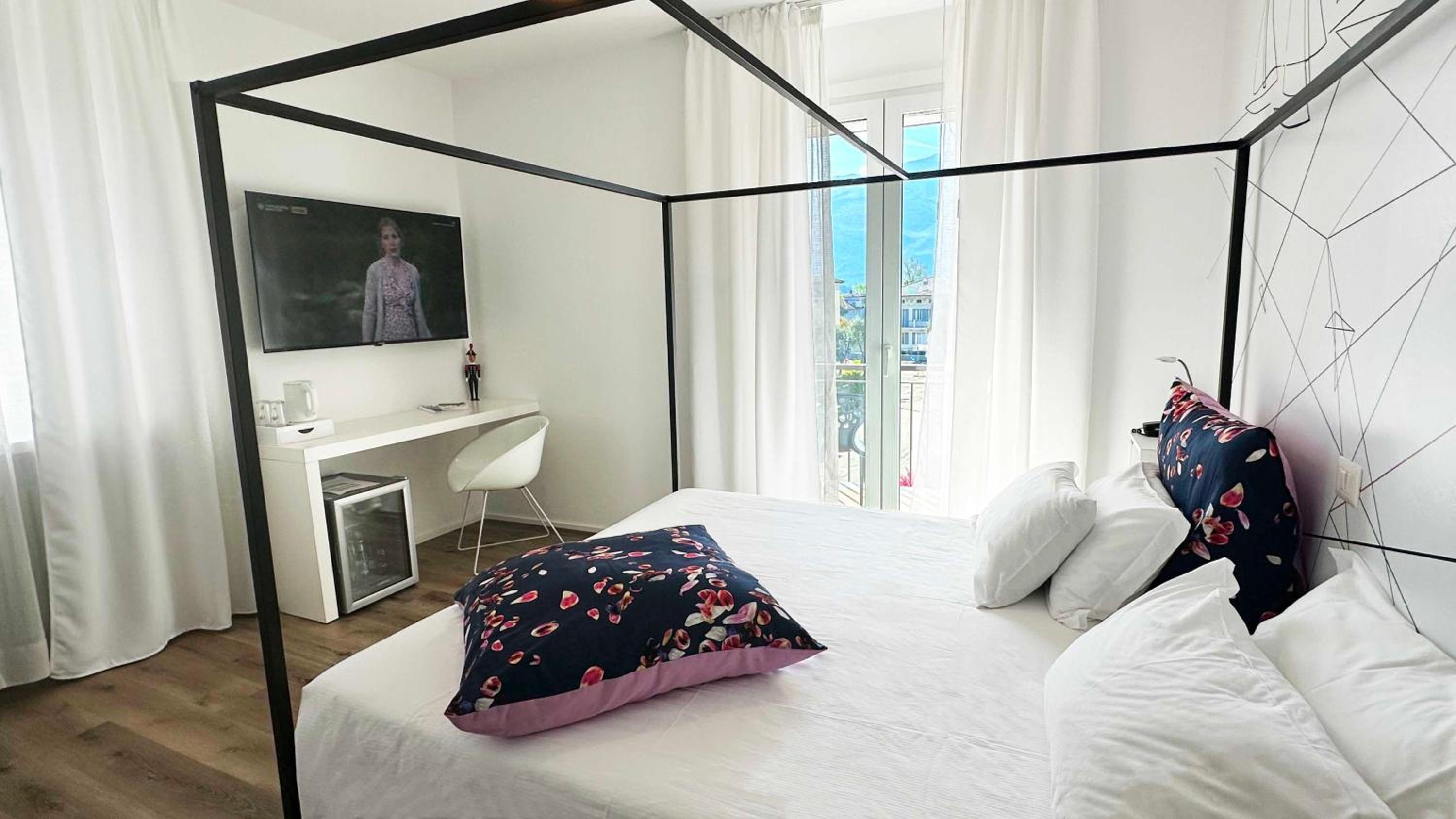 Deluxe Double or Twin Room  - Photo 4