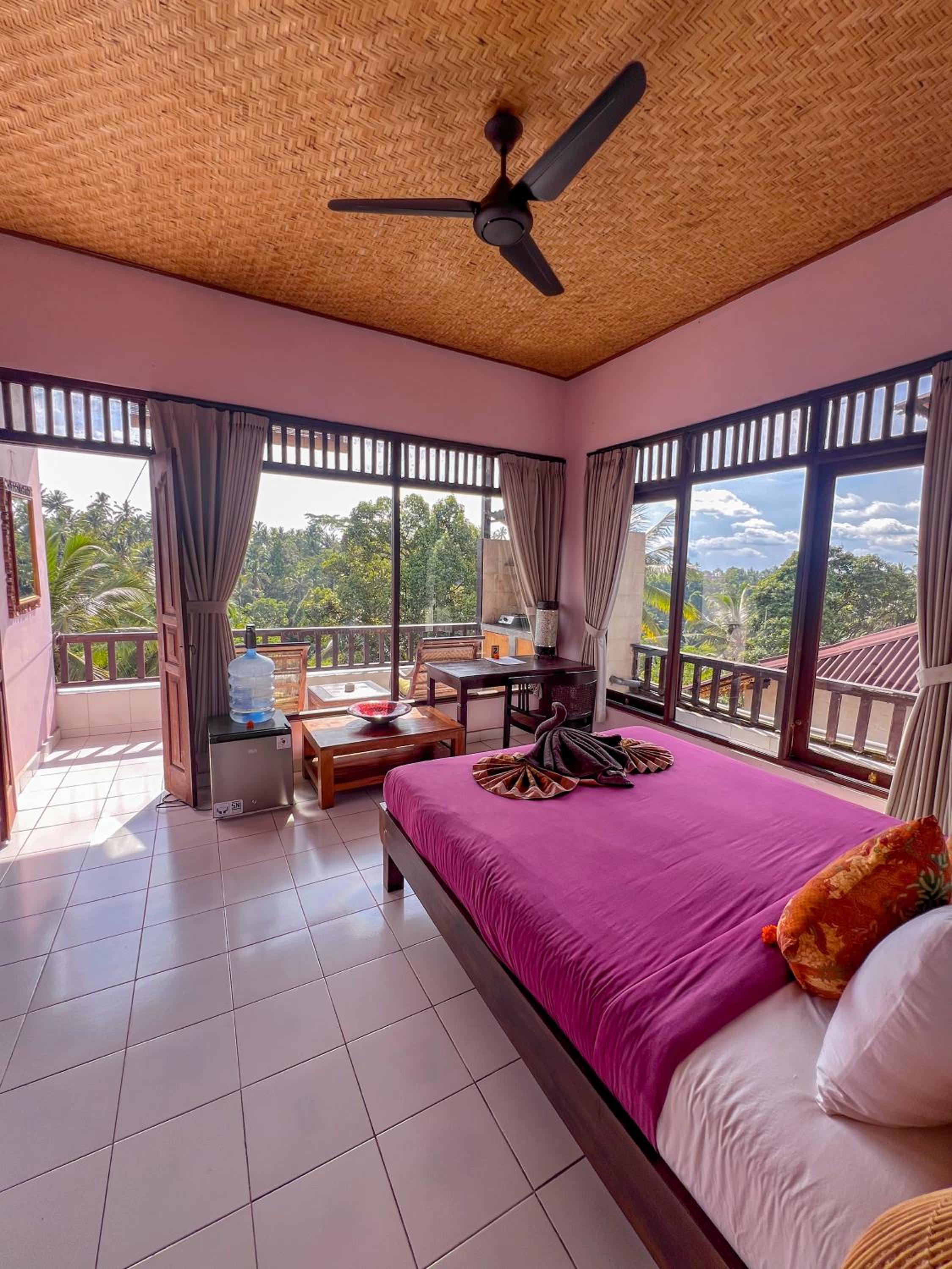 Double Room with Patio - Photo 11