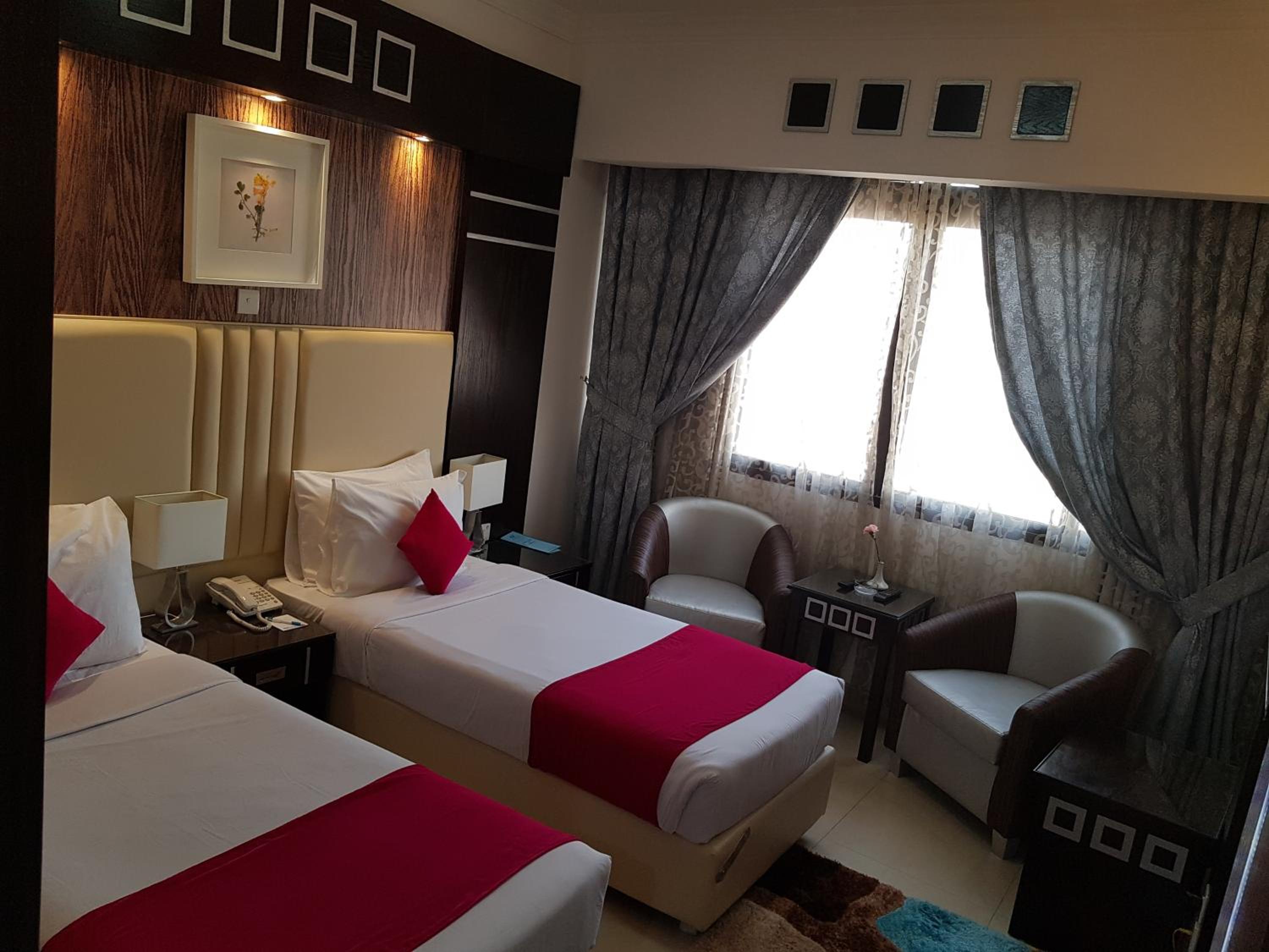 Two-Bedroom Suite photo 2
