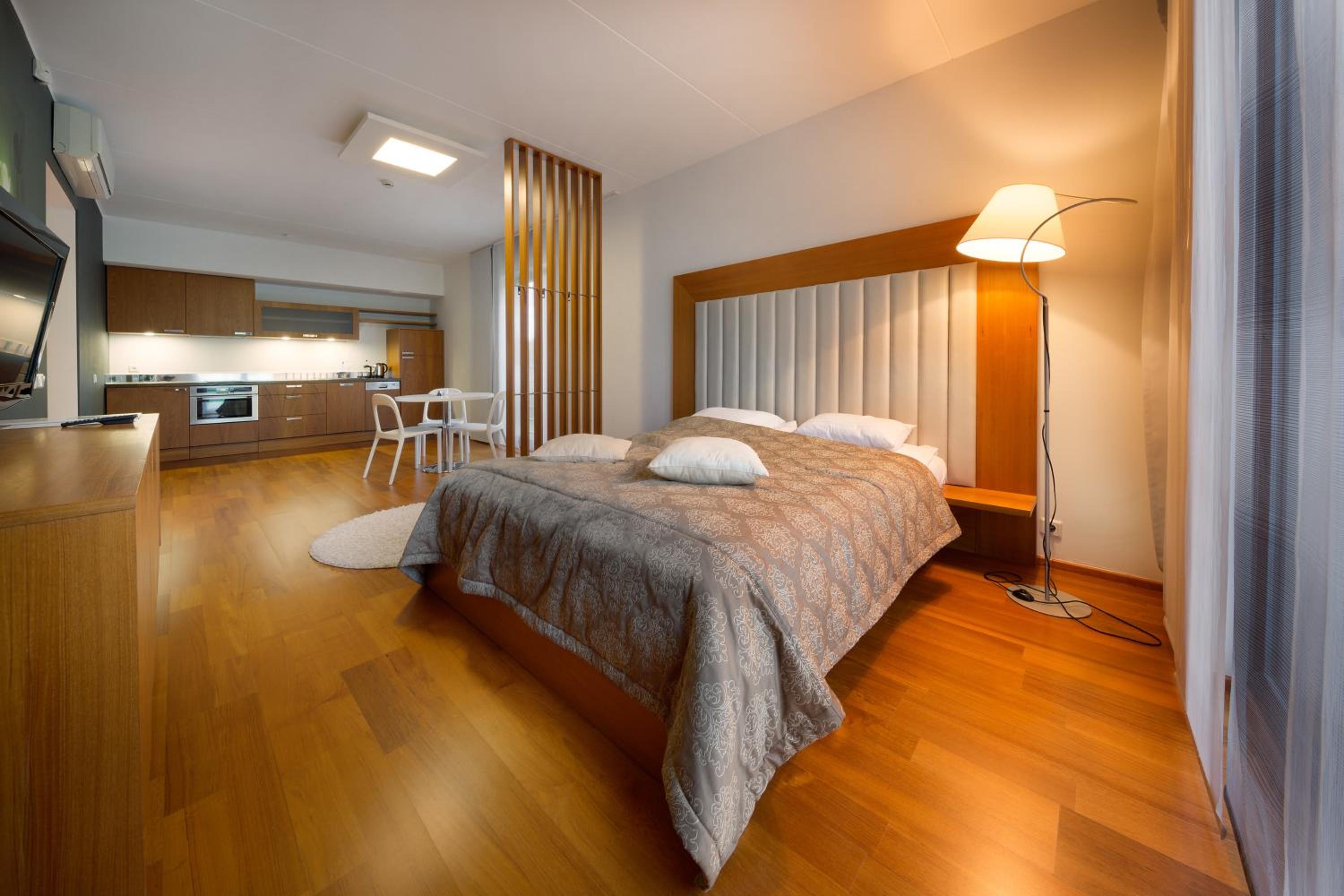 Luxury Apartment - Photo 1