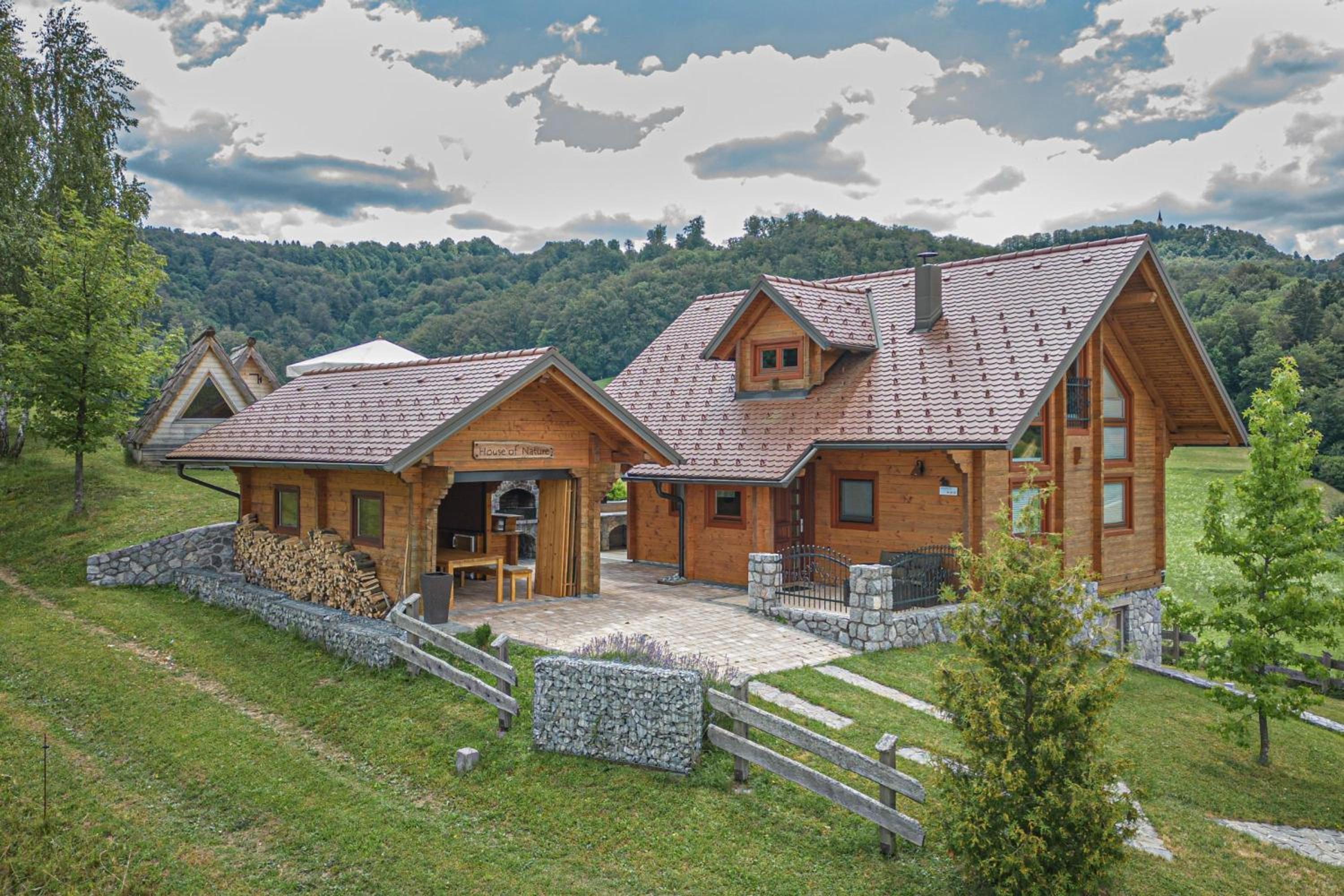 Chalet photo 1