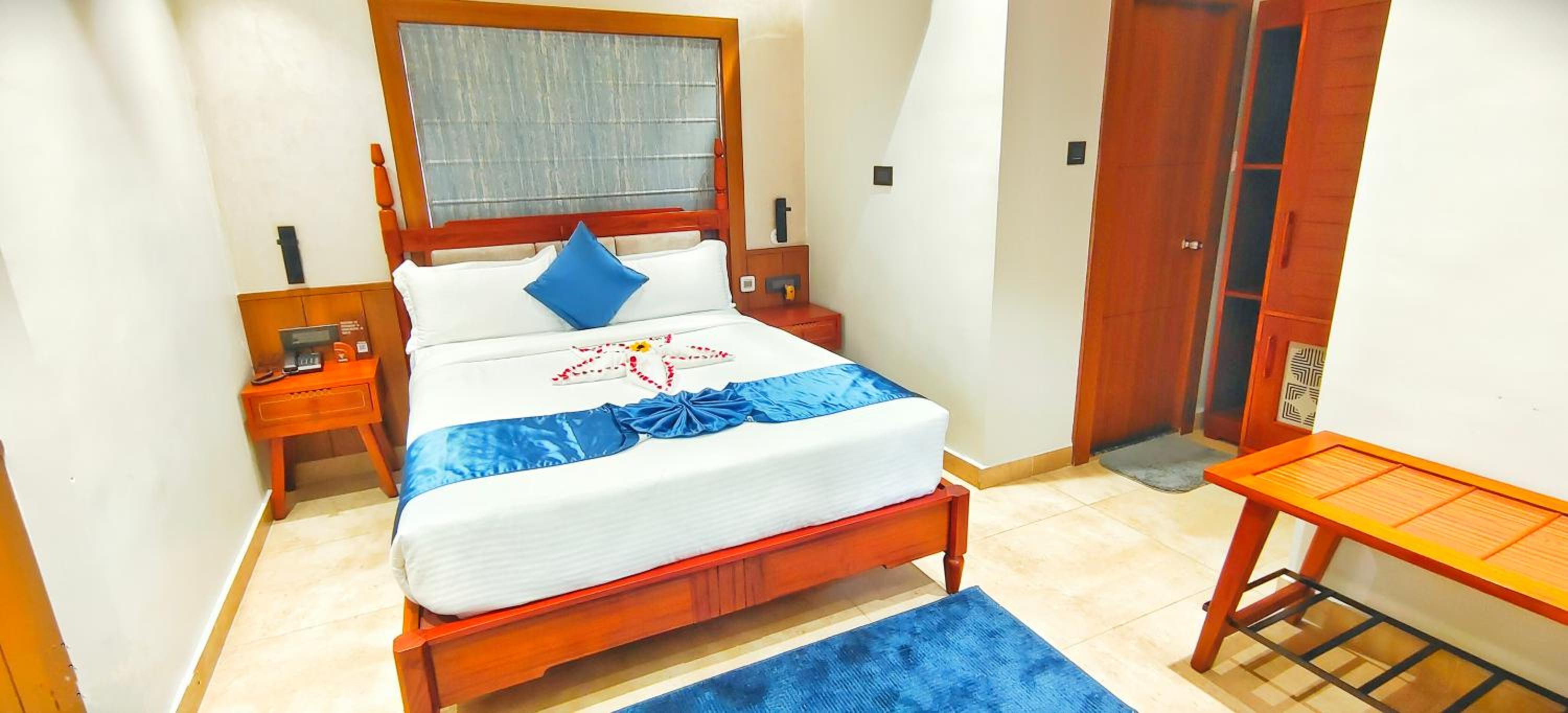 Deluxe Room - Photo 4