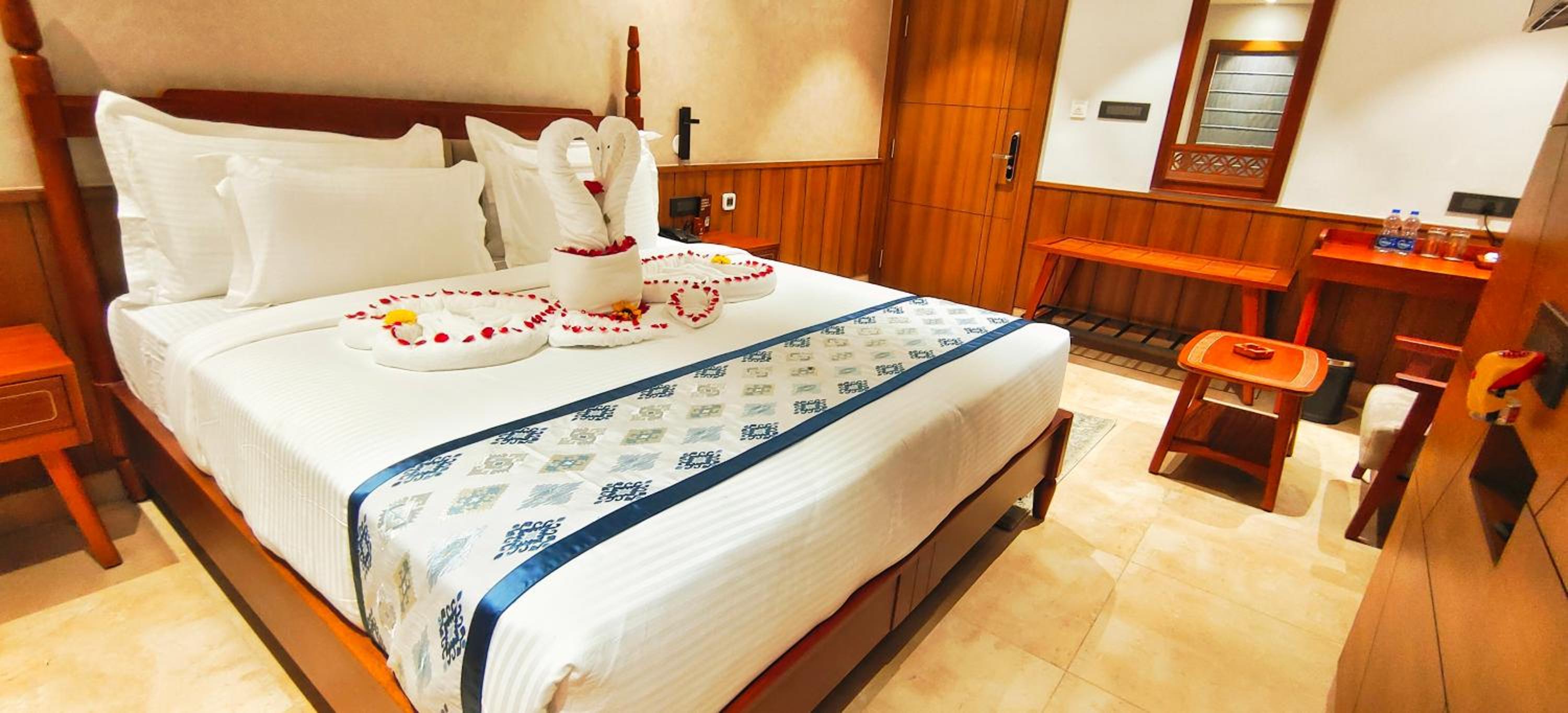 Superior Deluxe Double or Twin Room