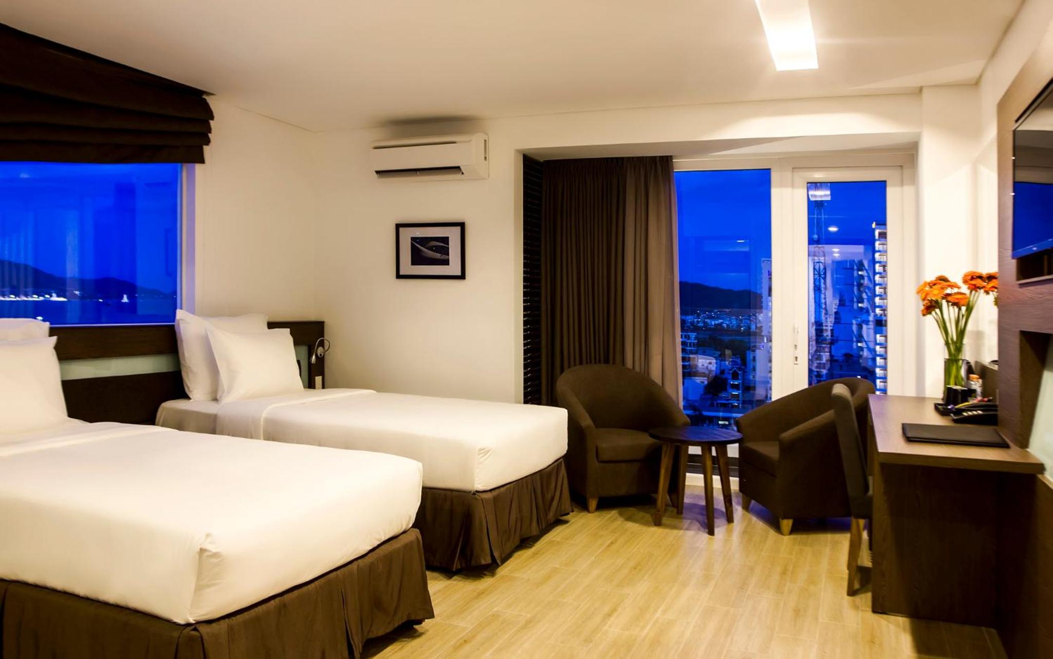Deluxe Double or Twin Room with Balcony