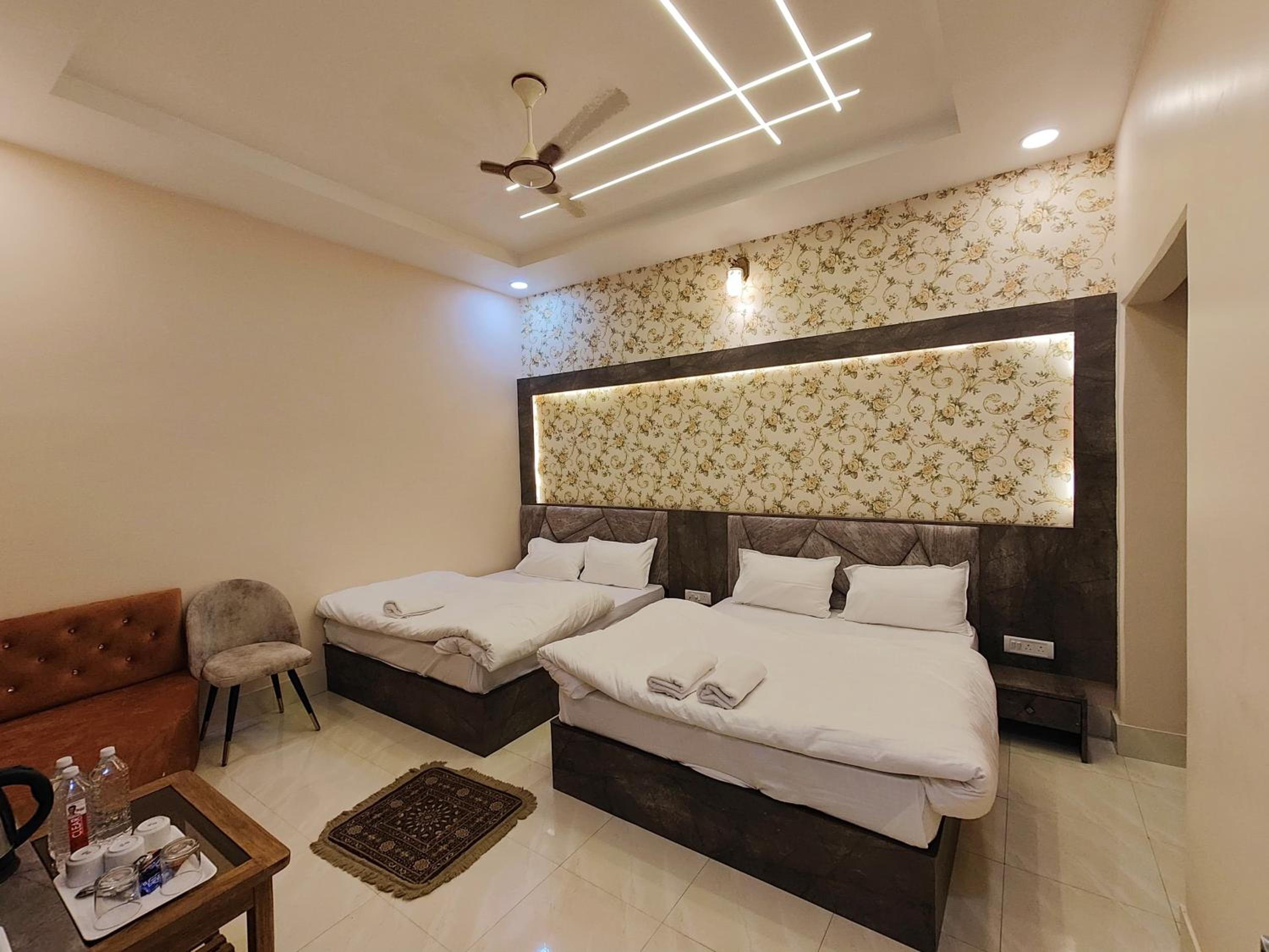 Deluxe Quadruple Room
