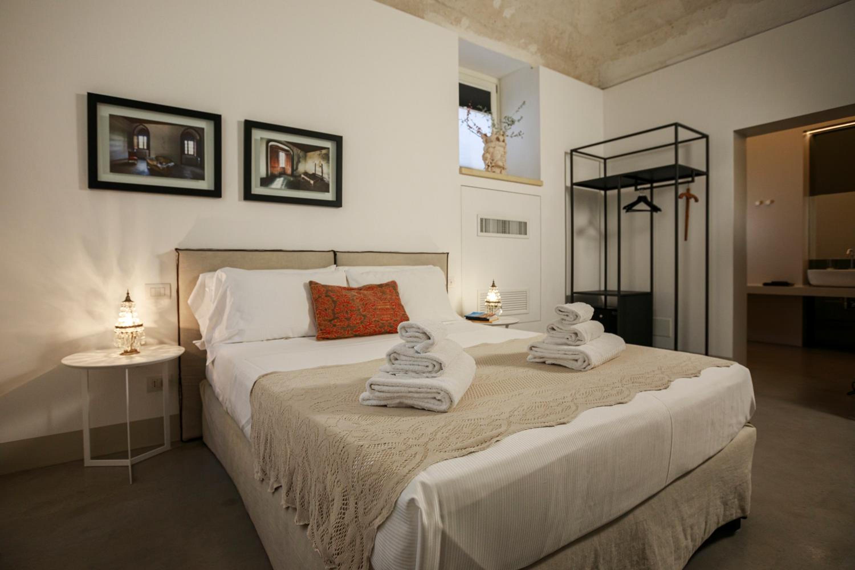 Double Room with Balcony photo 2