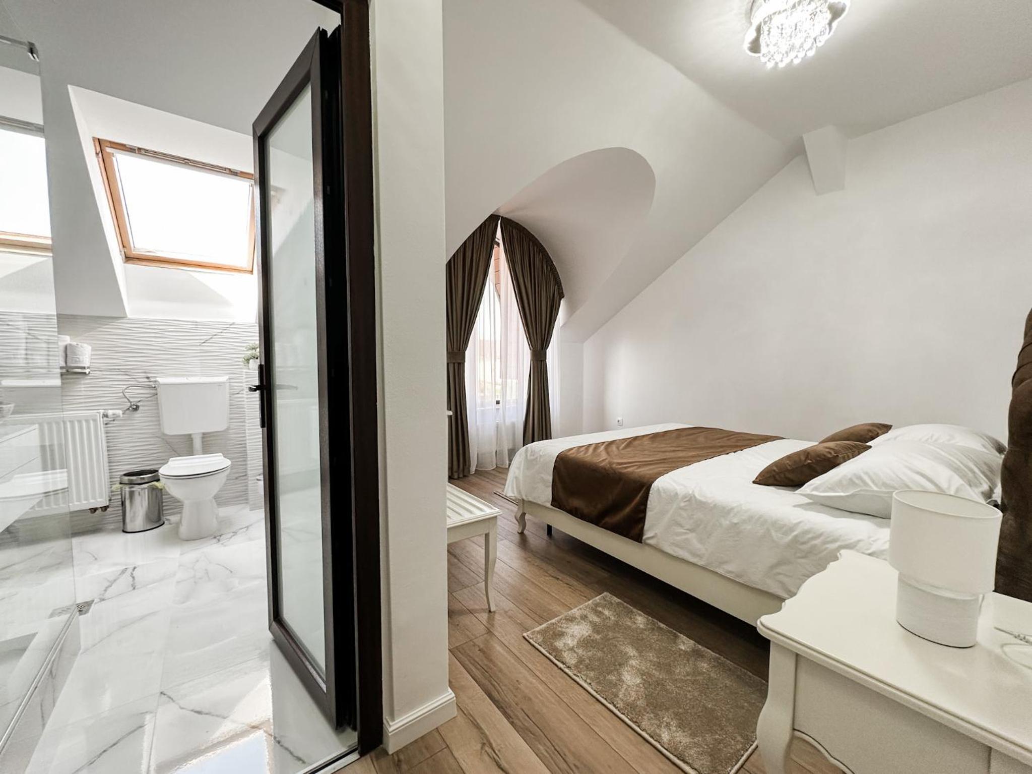 Double Room with Balcony photo 1