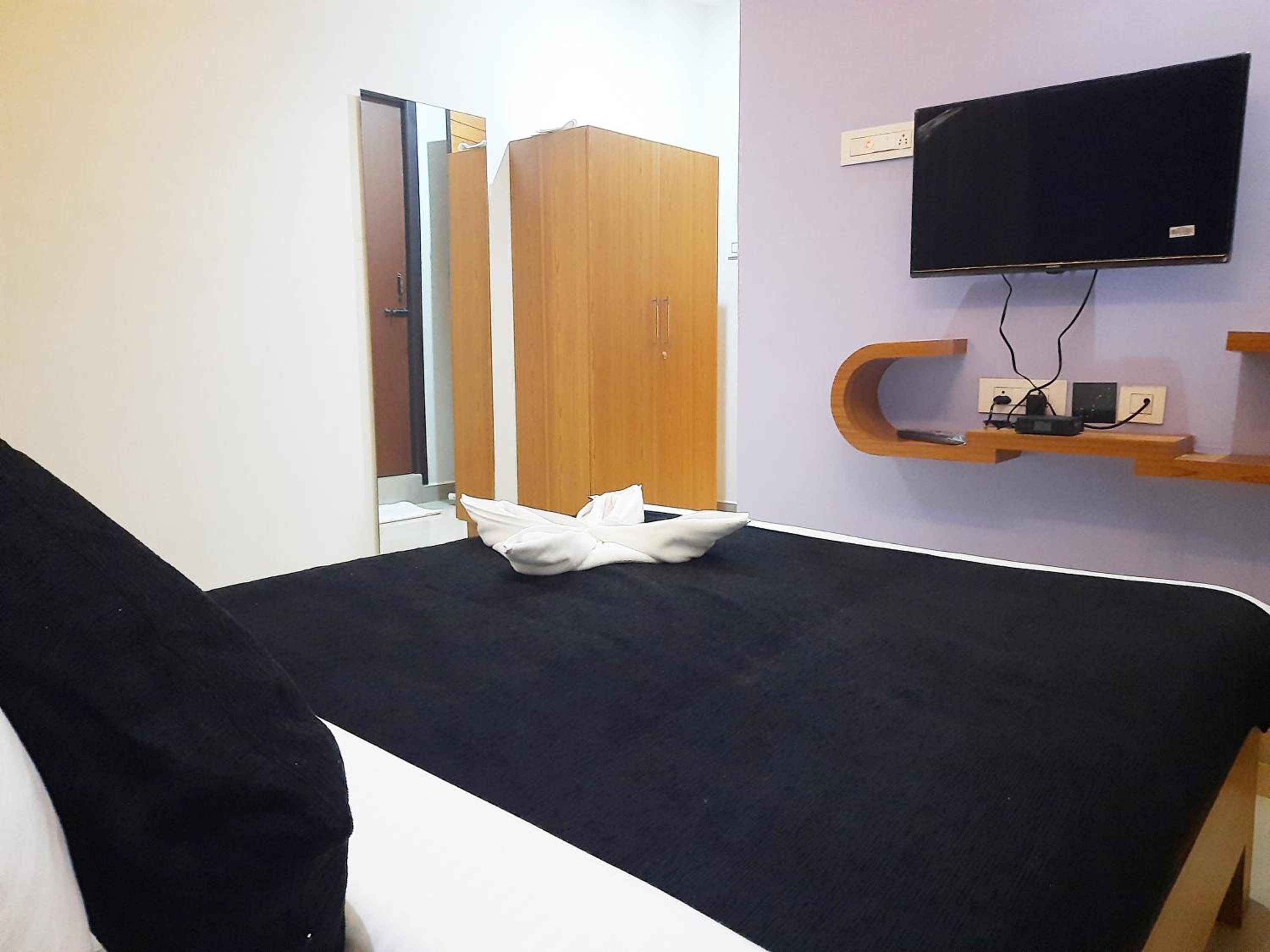 Deluxe Double Room photo 2