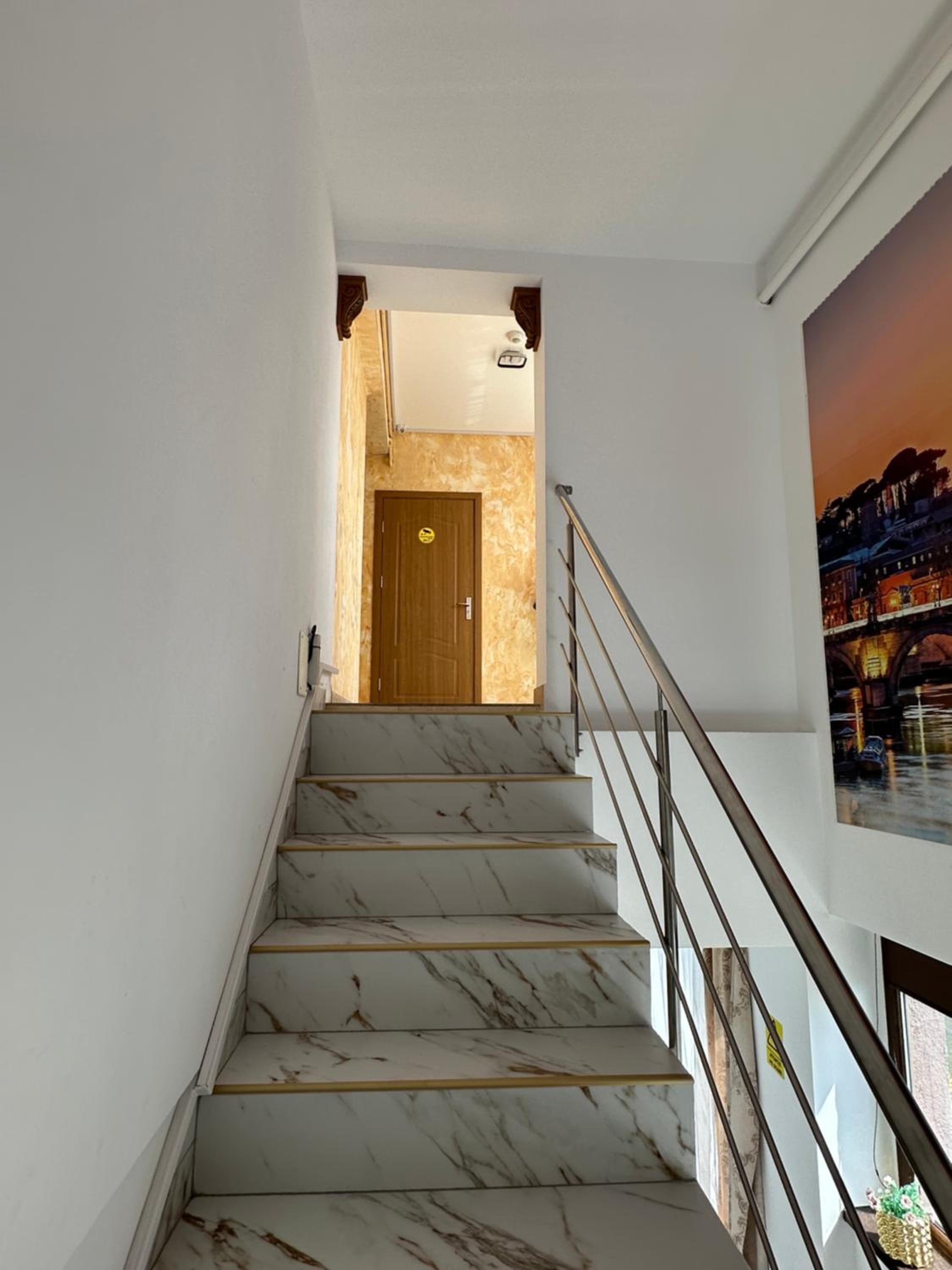 Double Room with Balcony - Photo 15