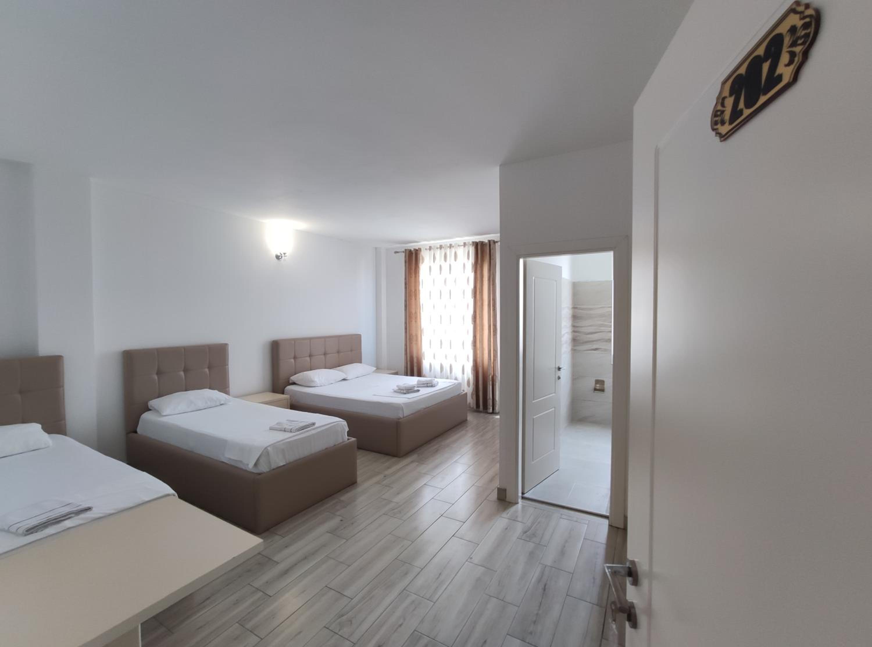 Quadruple Room with Mountain View