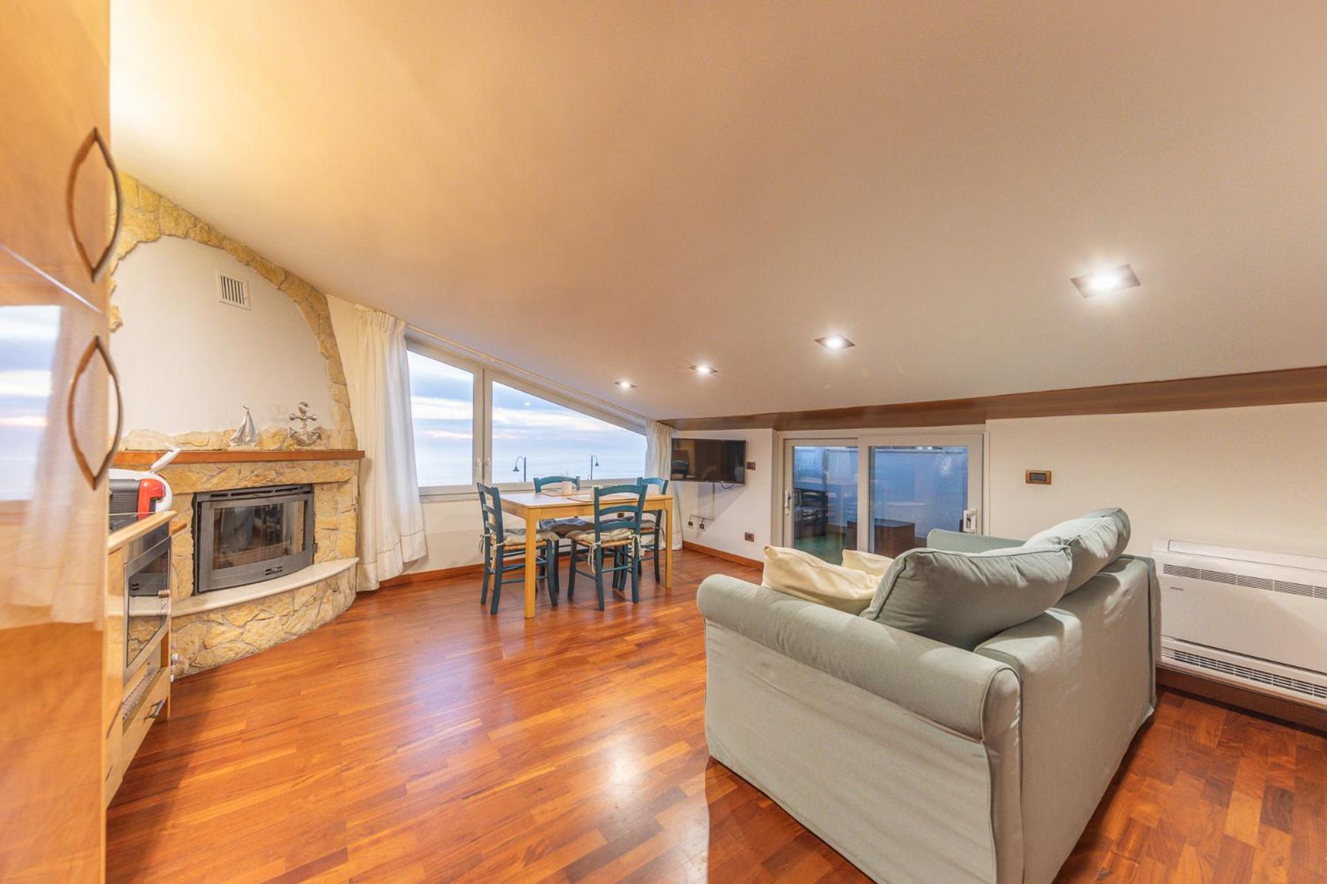 One-Bedroom House photo 3