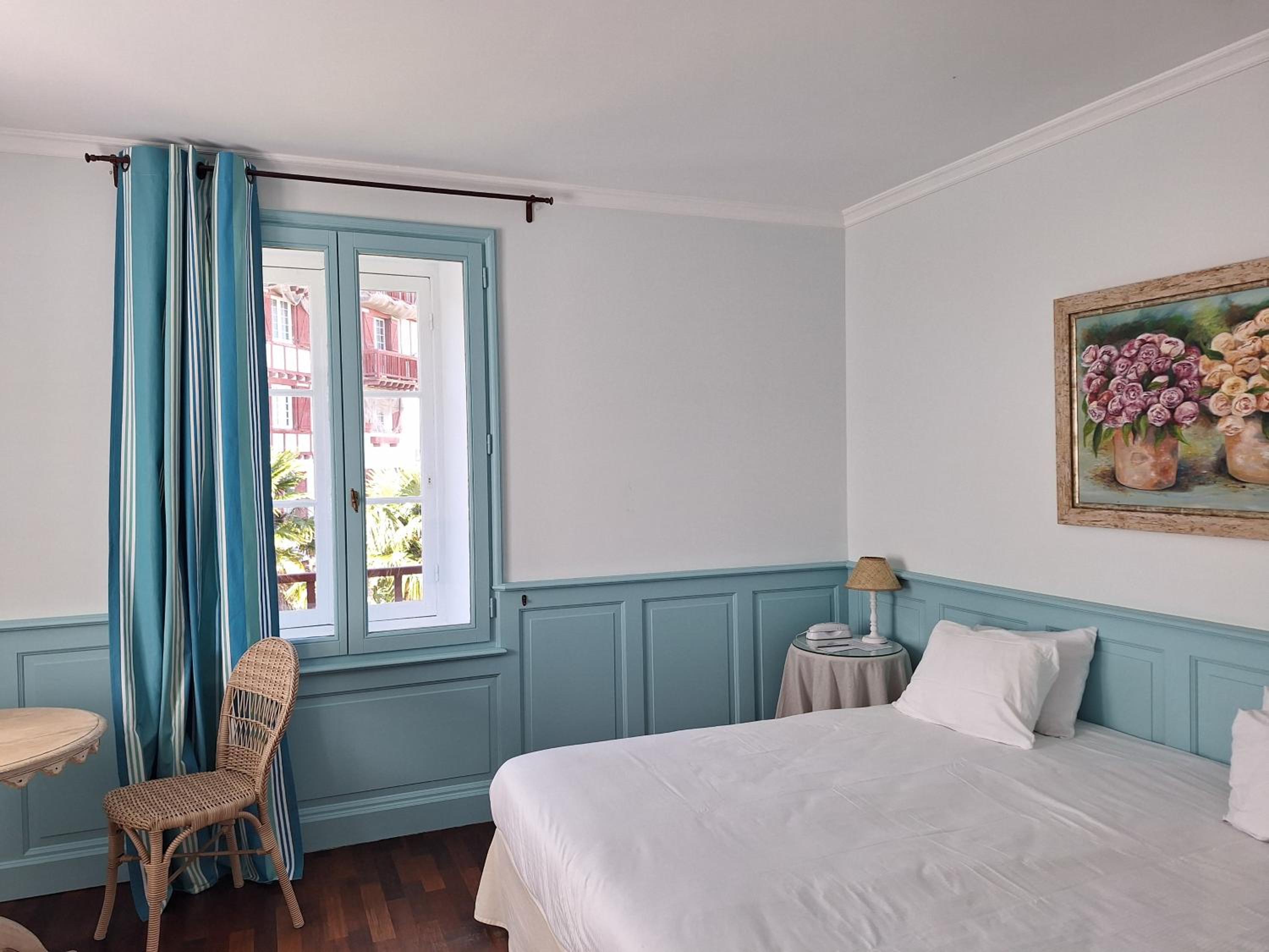 Superior Double or Twin Room photo 3