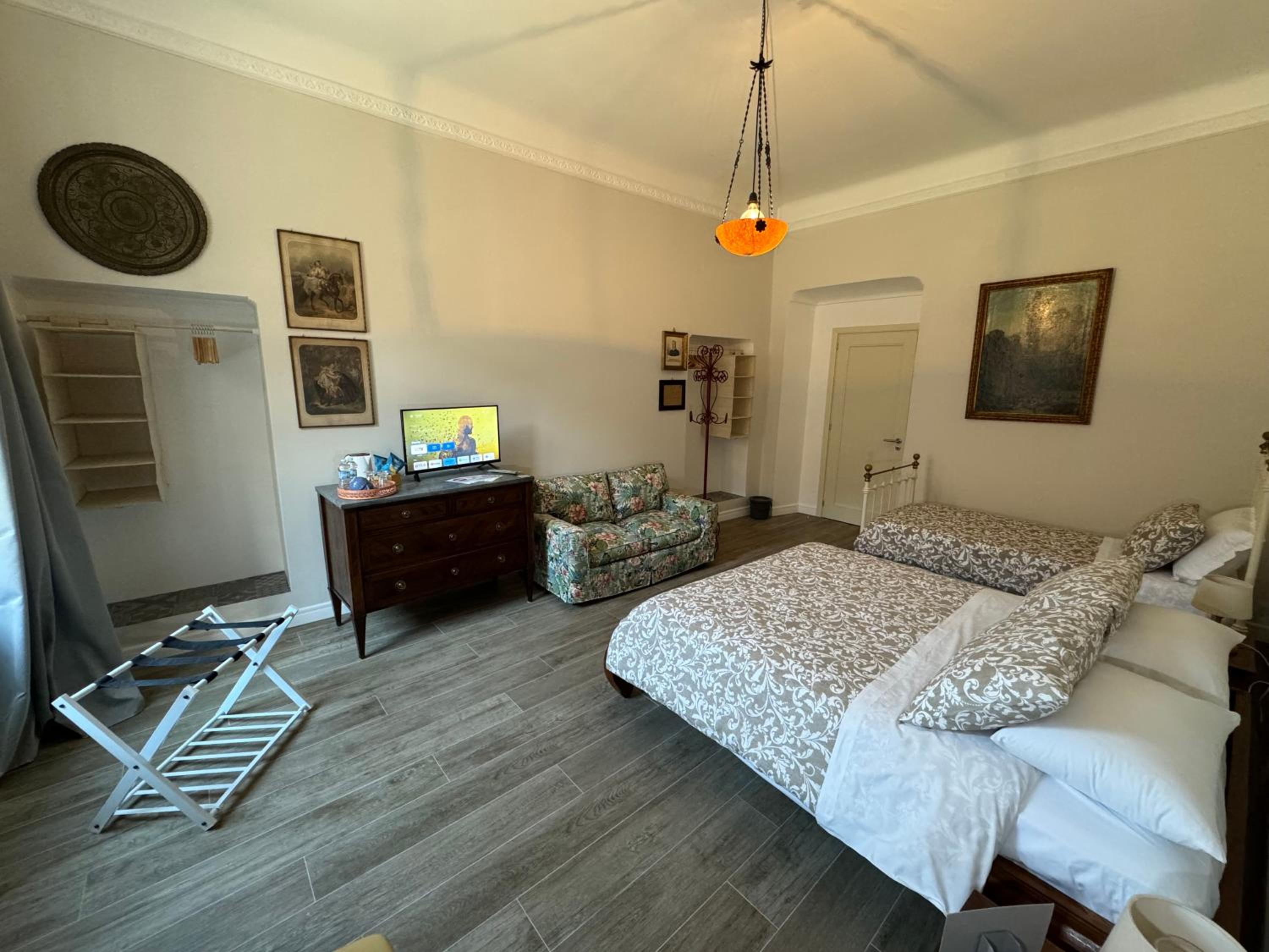 Triple Room with Private External Bathroom photo 2