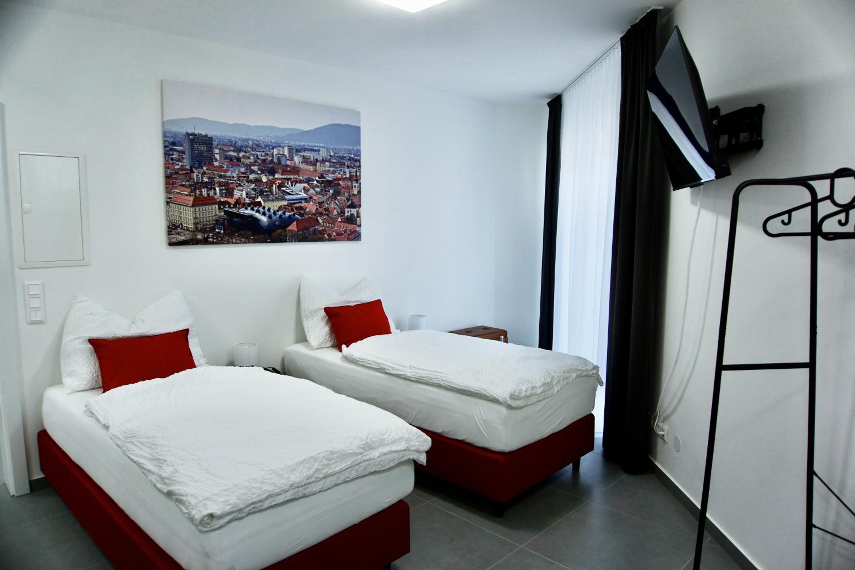 Deluxe Twin Room photo 2