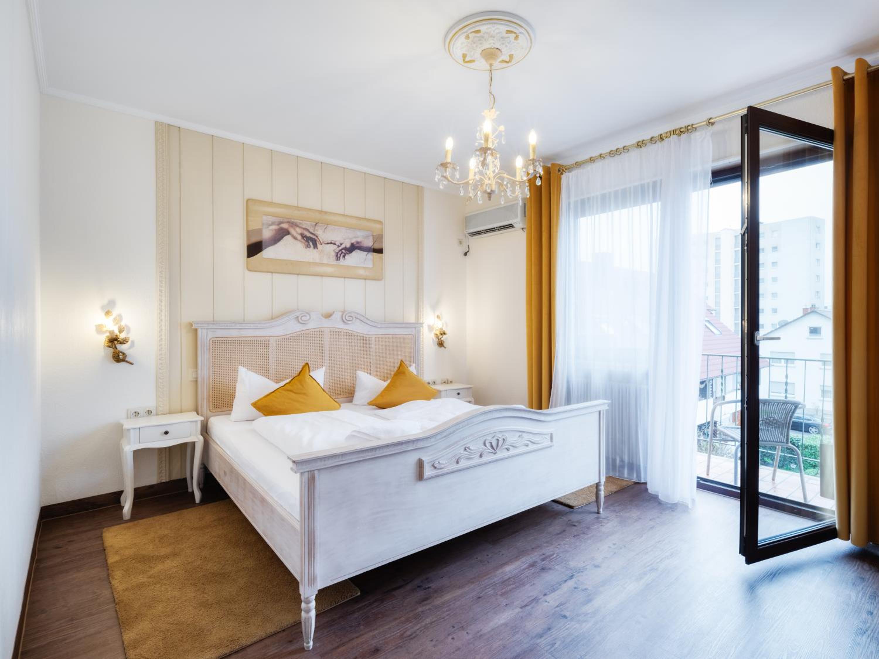 Double Room - Photo 4
