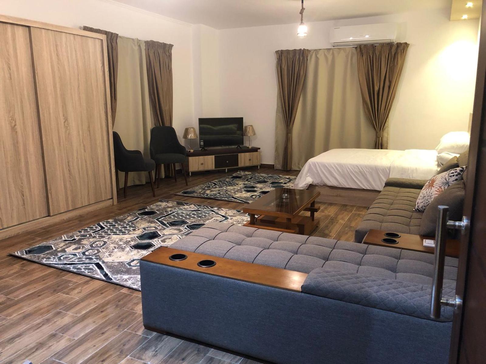 Studio with Sofa Bed