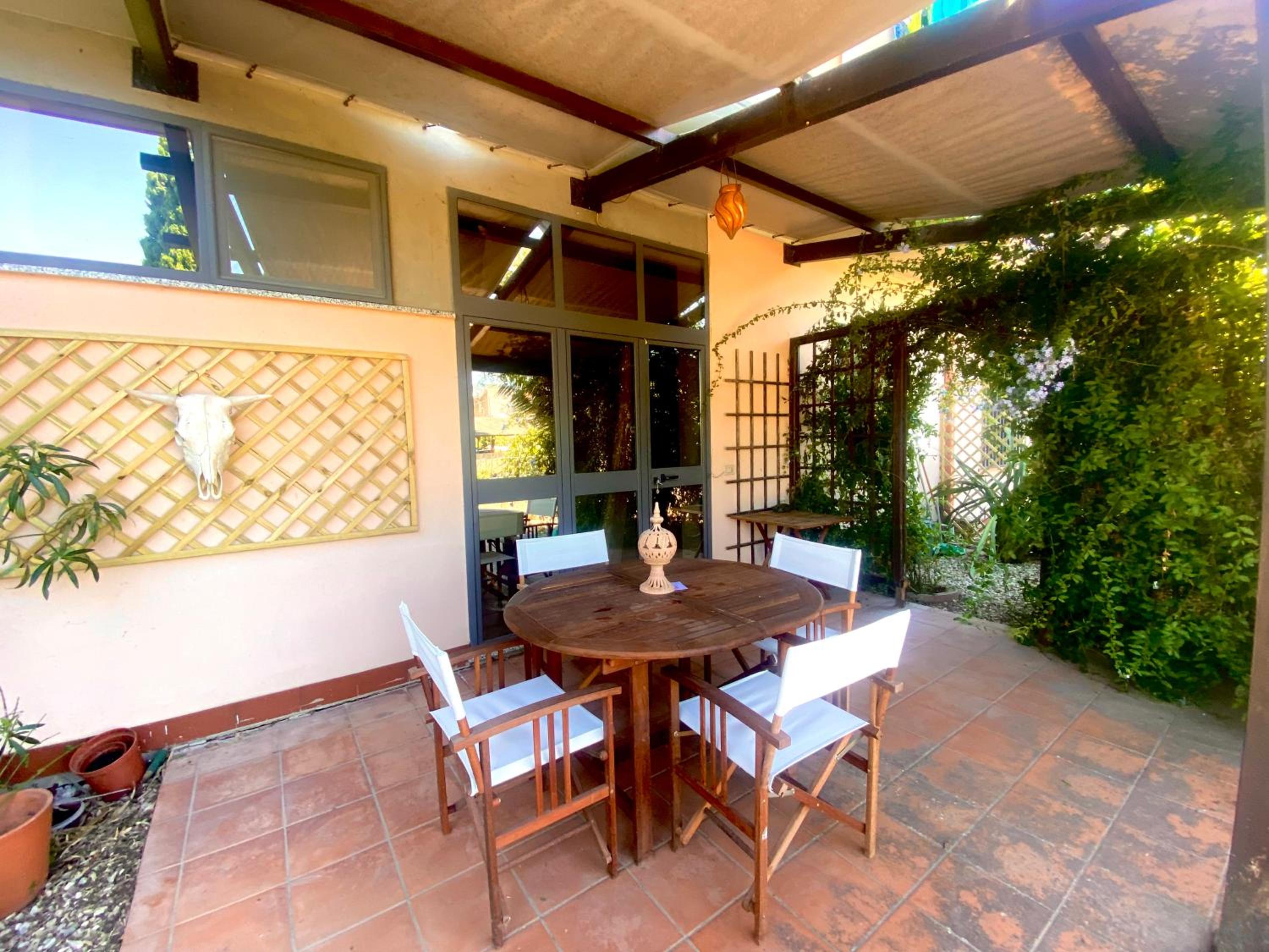 One-Bedroom House photo 2