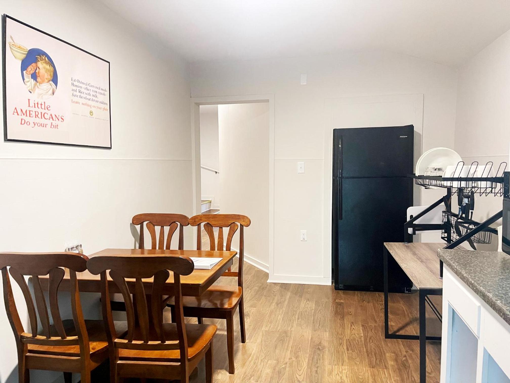 One-Bedroom Apartment photo 3