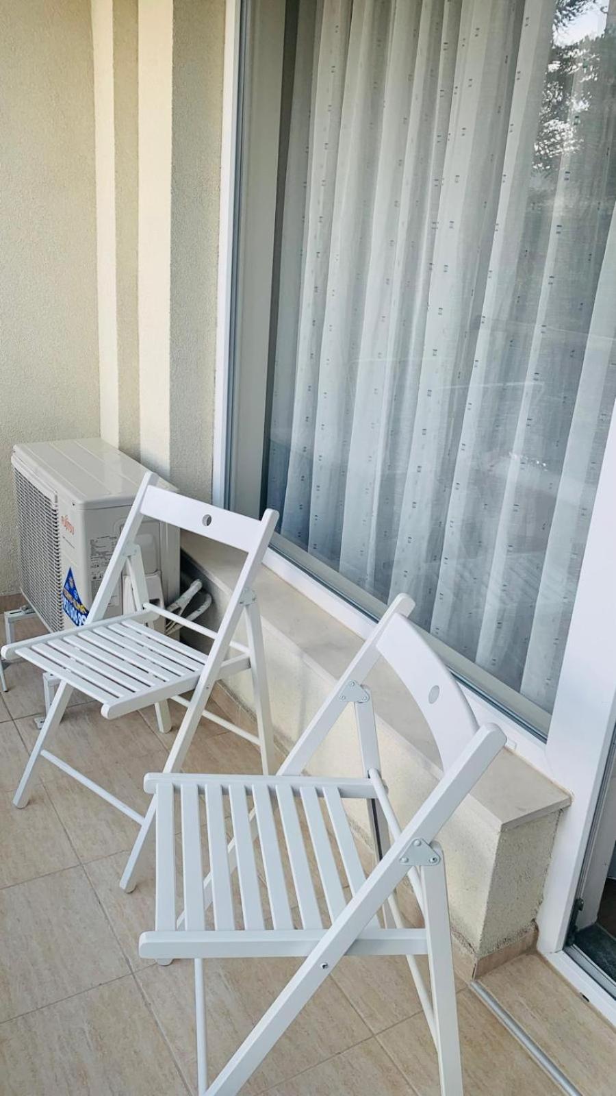 One-Bedroom Apartment - Photo 10