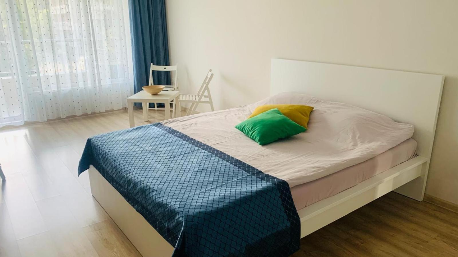 One-Bedroom Apartment - Photo 11