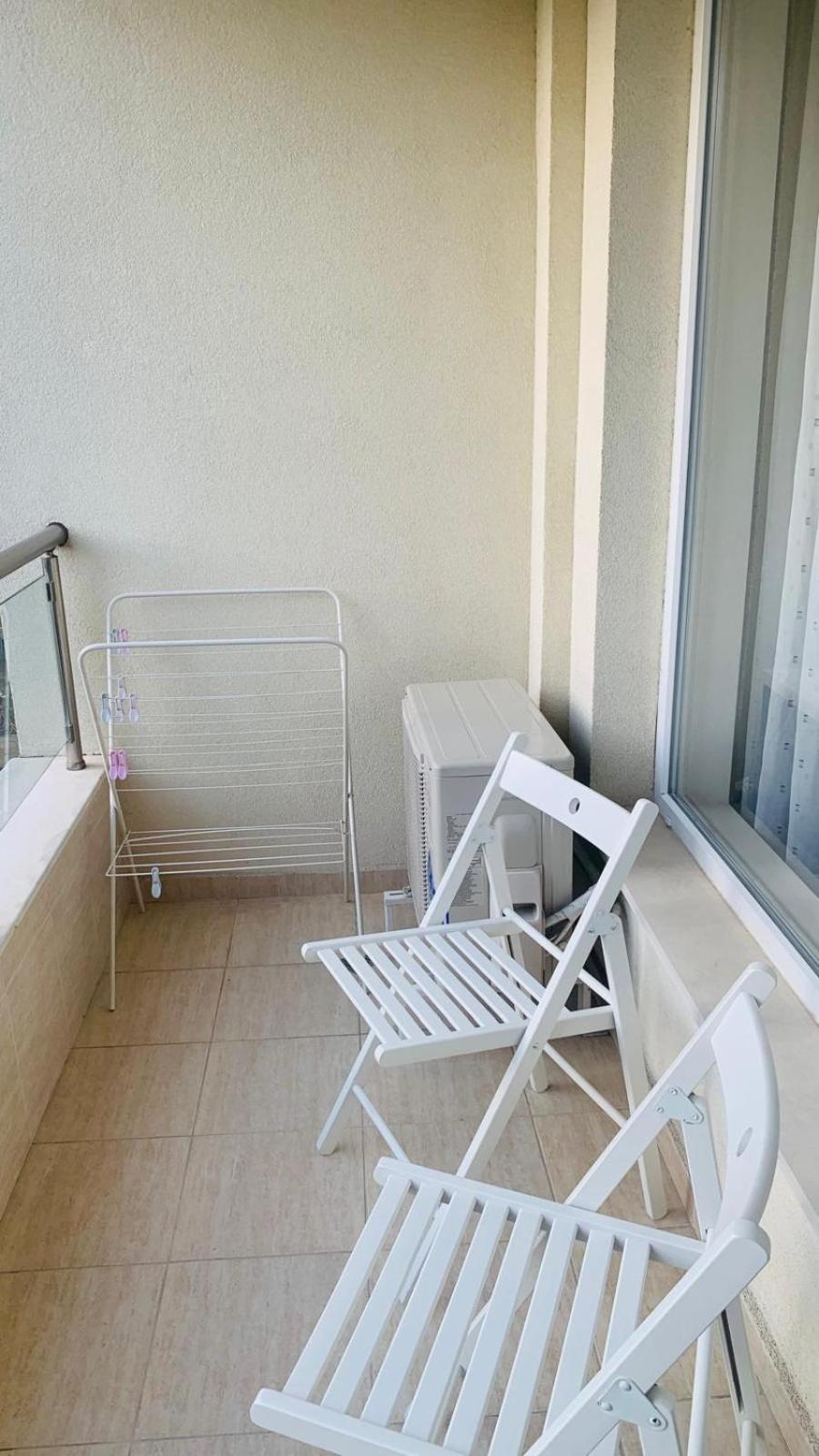 One-Bedroom Apartment - Photo 13