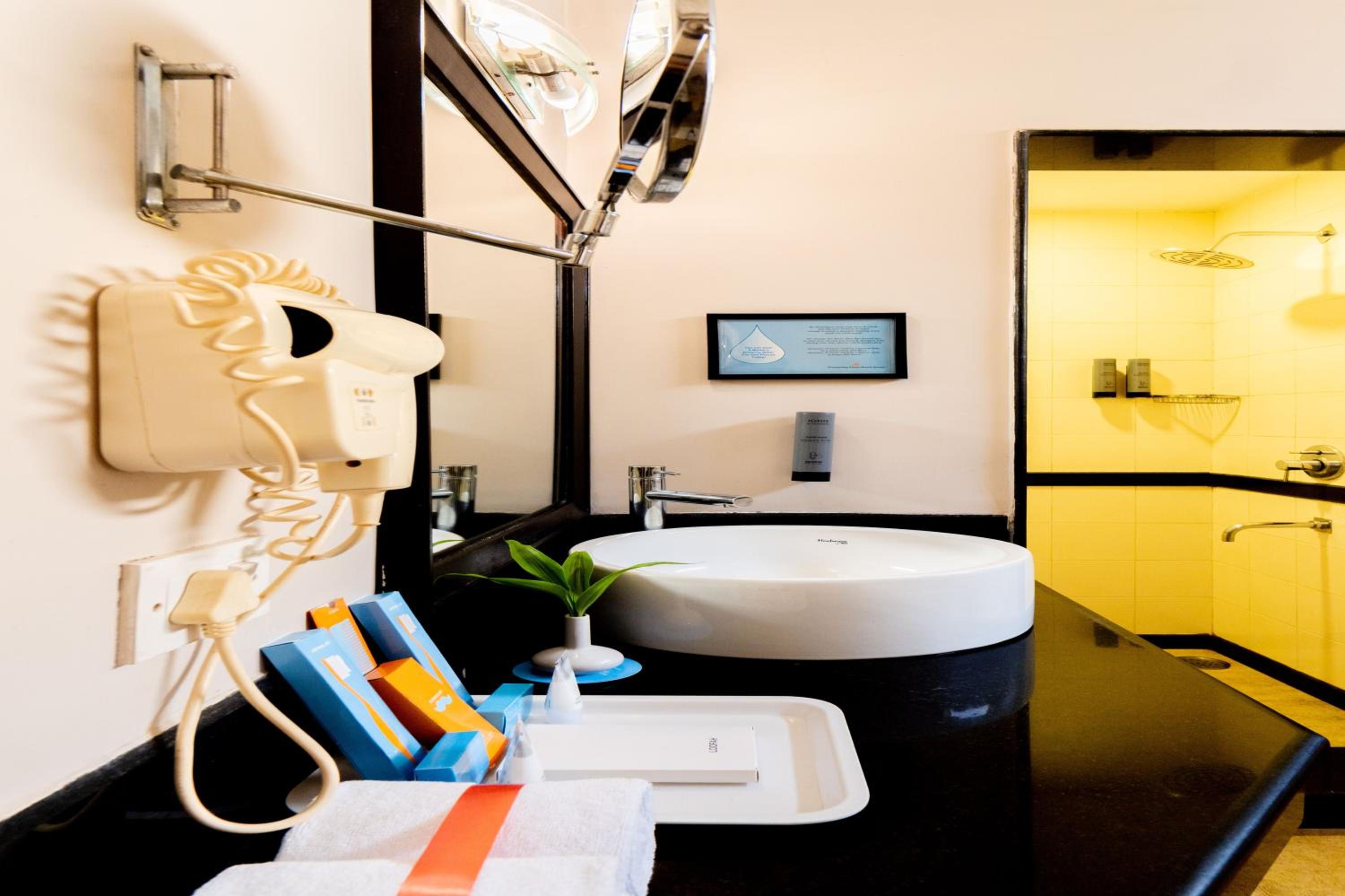 Studio Suite - Photo 11