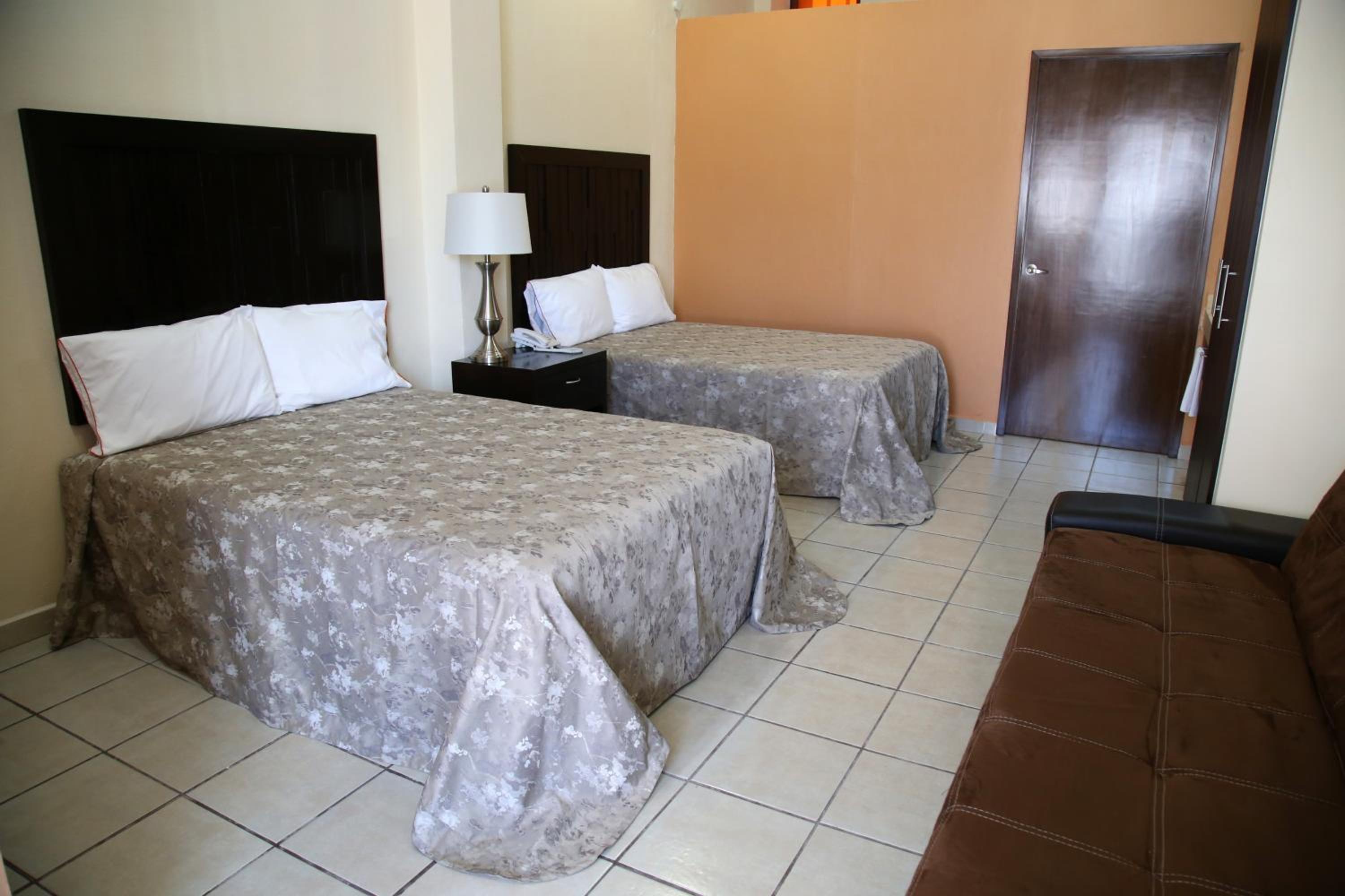 Twin Room photo 1