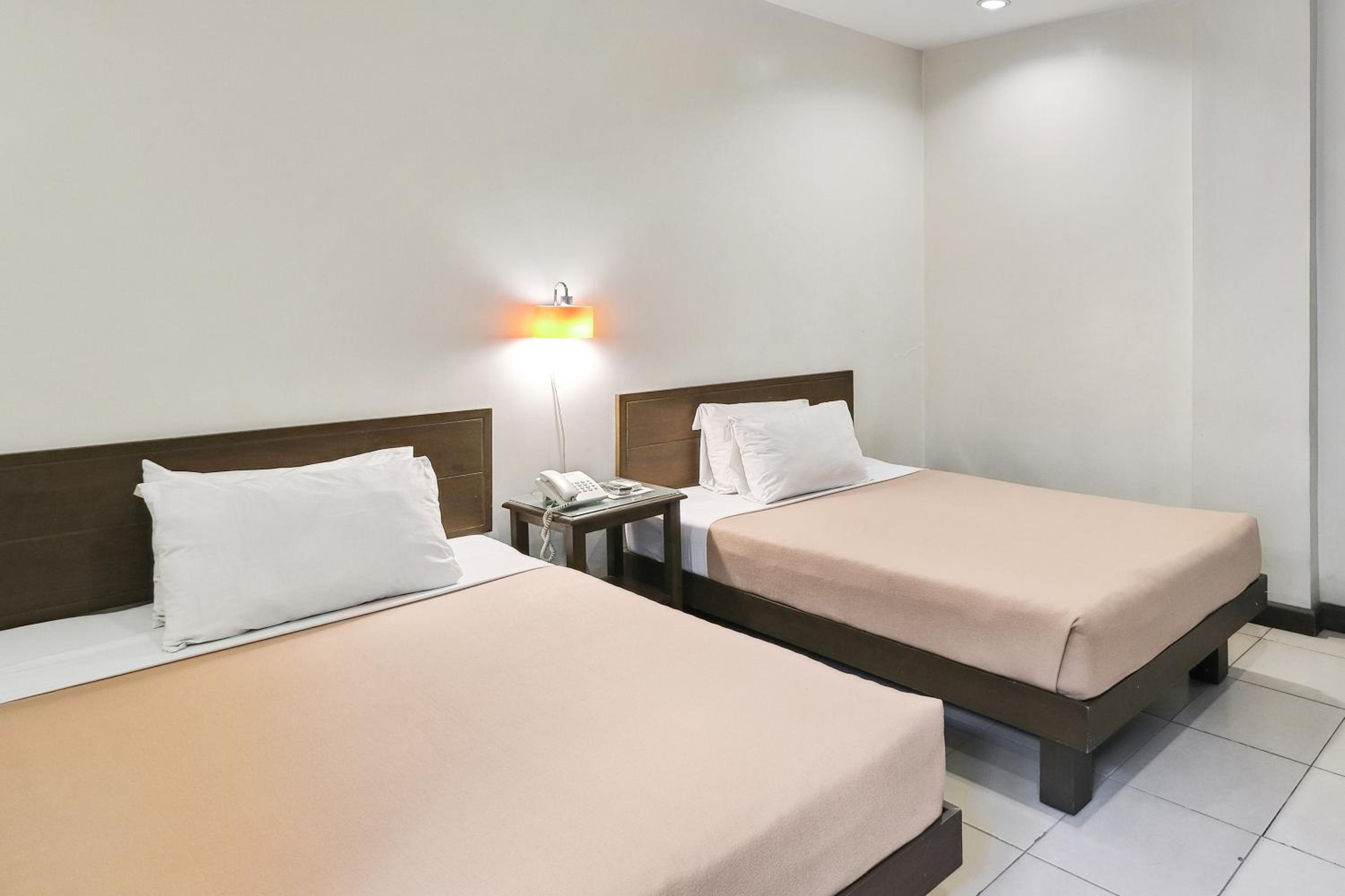 Quadruple Room - Photo 3