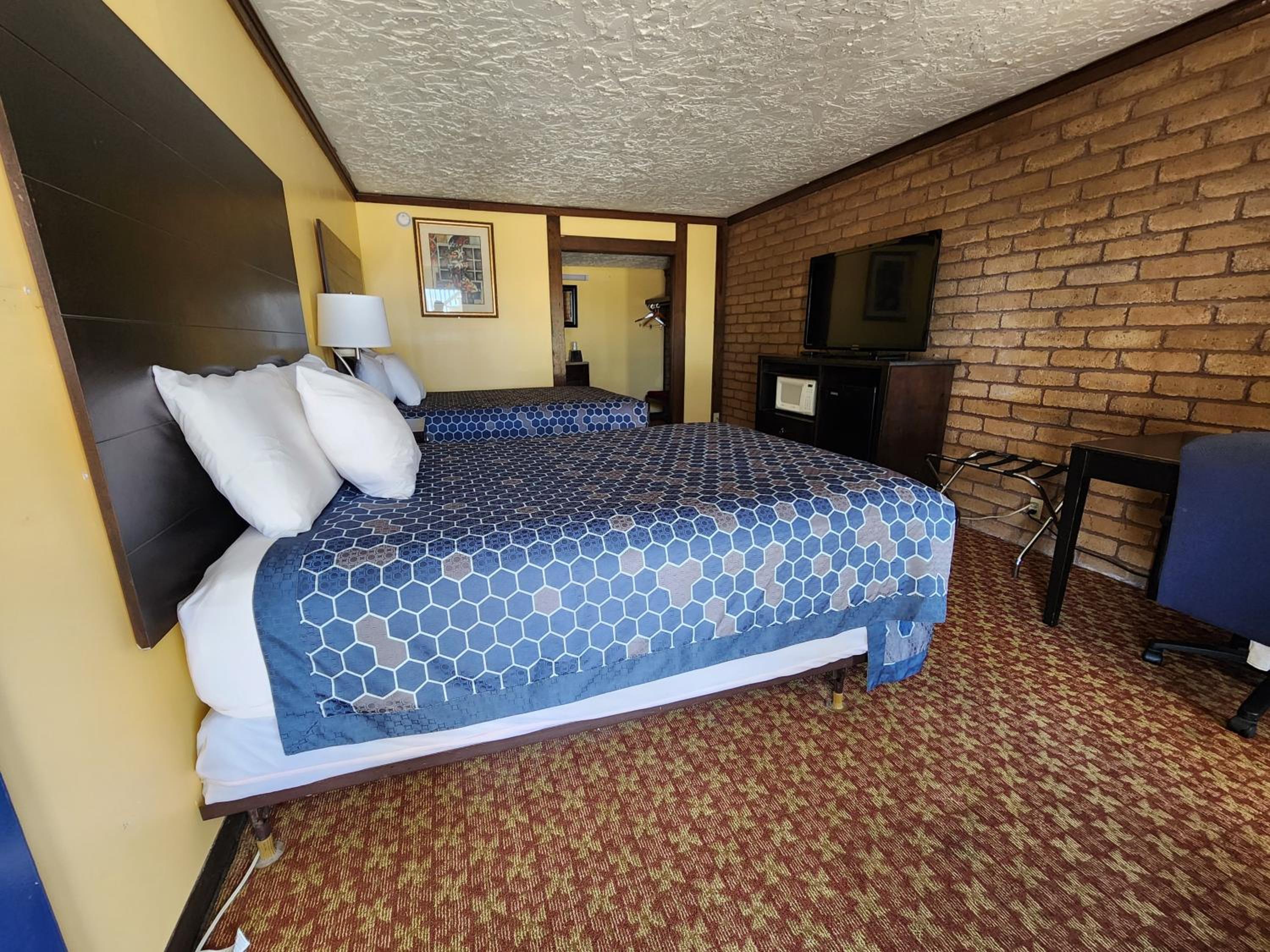 Queen Room with Two Queen Beds