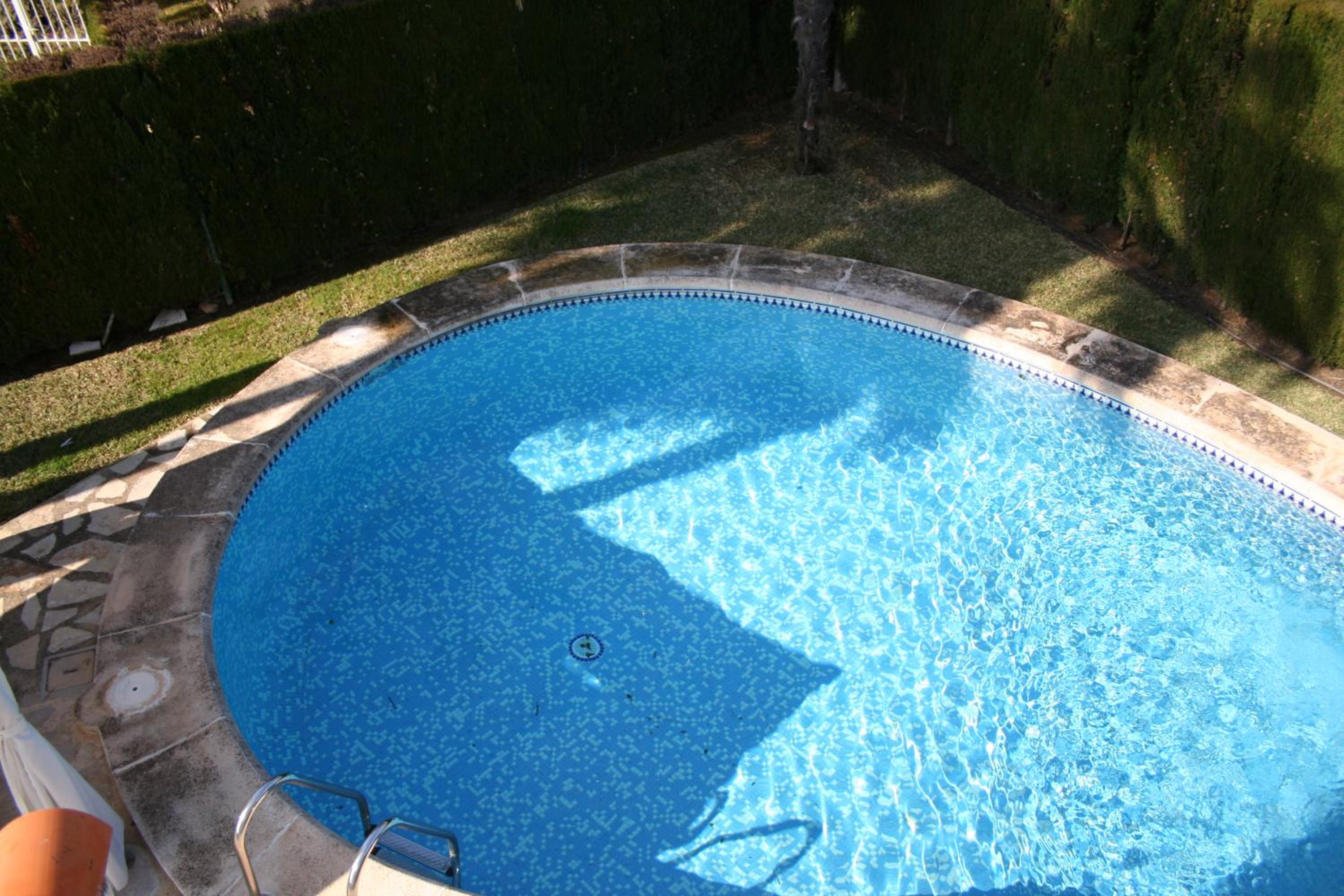 Villa photo 2