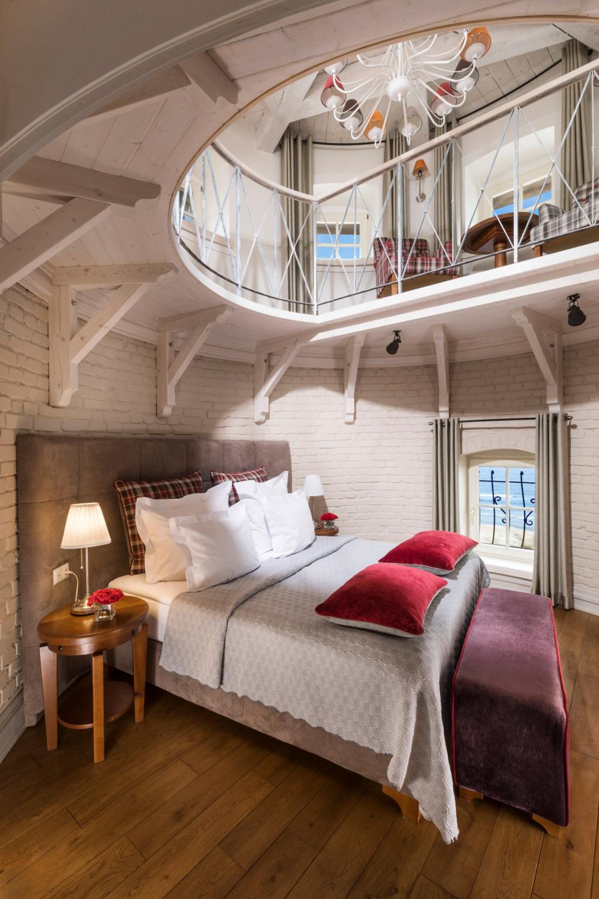 Duplex Apartment - Photo 4