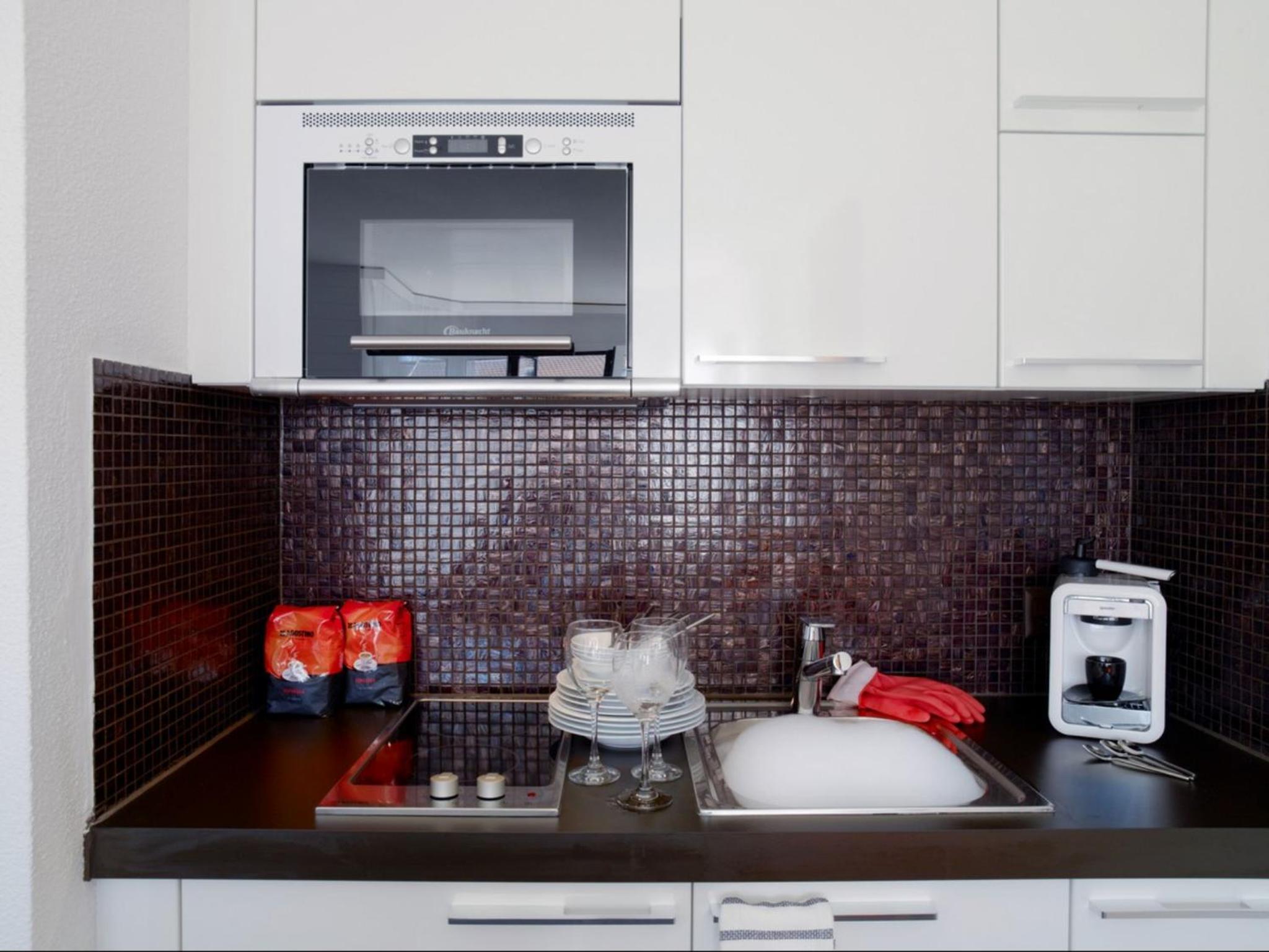 Apartment with Terrace photo 3
