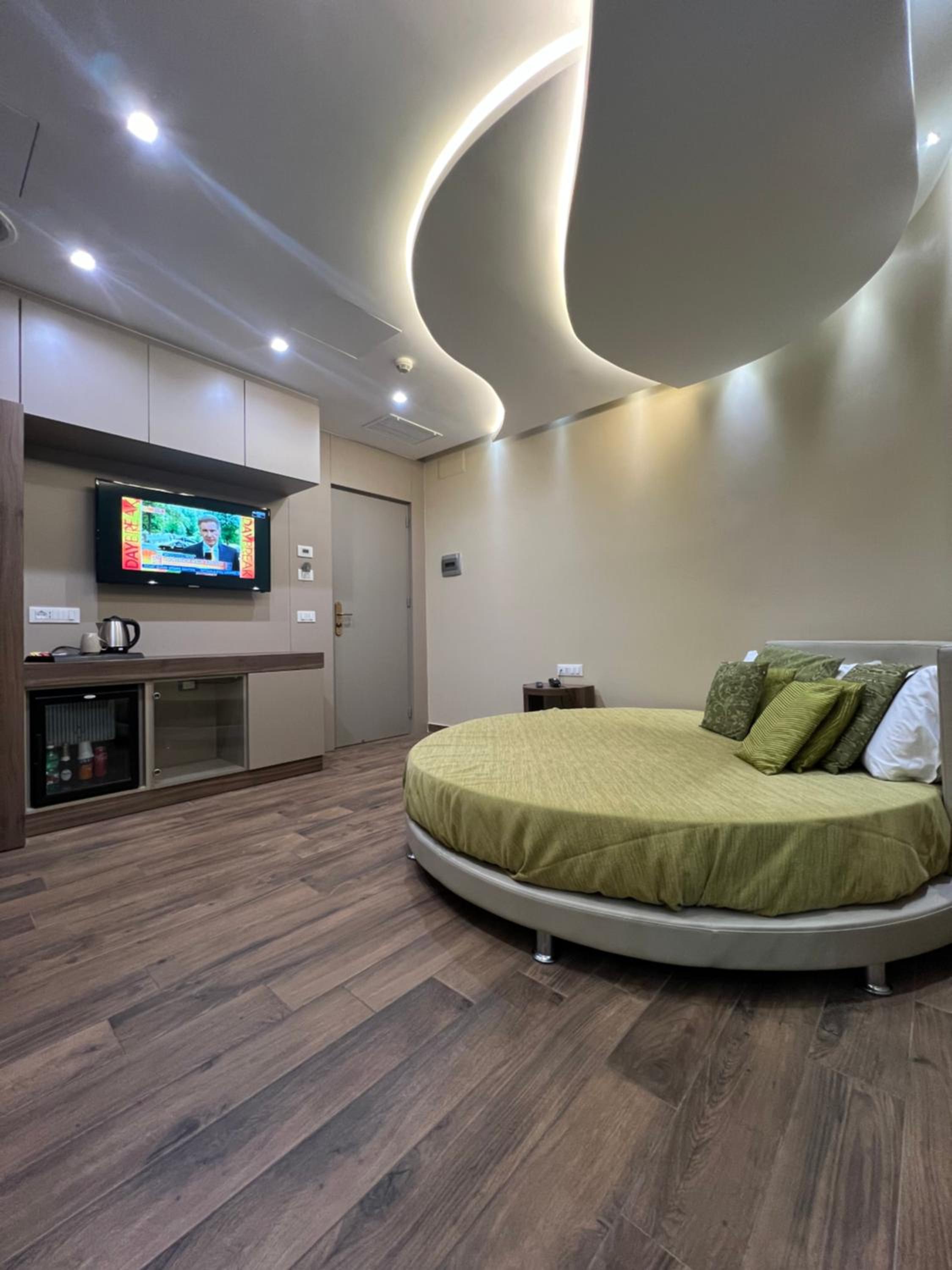 Royal Suite - Photo 33