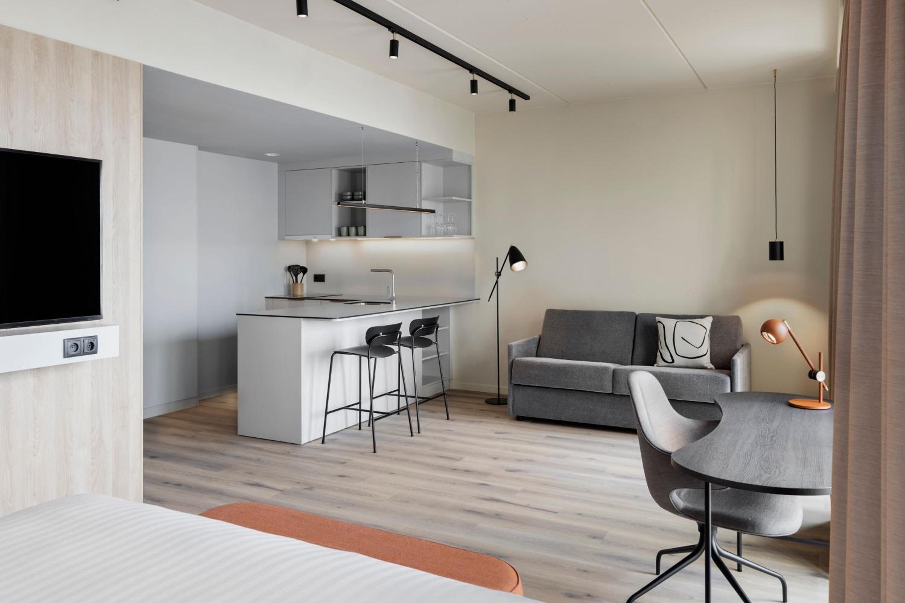 Family Studio with Sofa Bed and Courtyard View - Photo 8