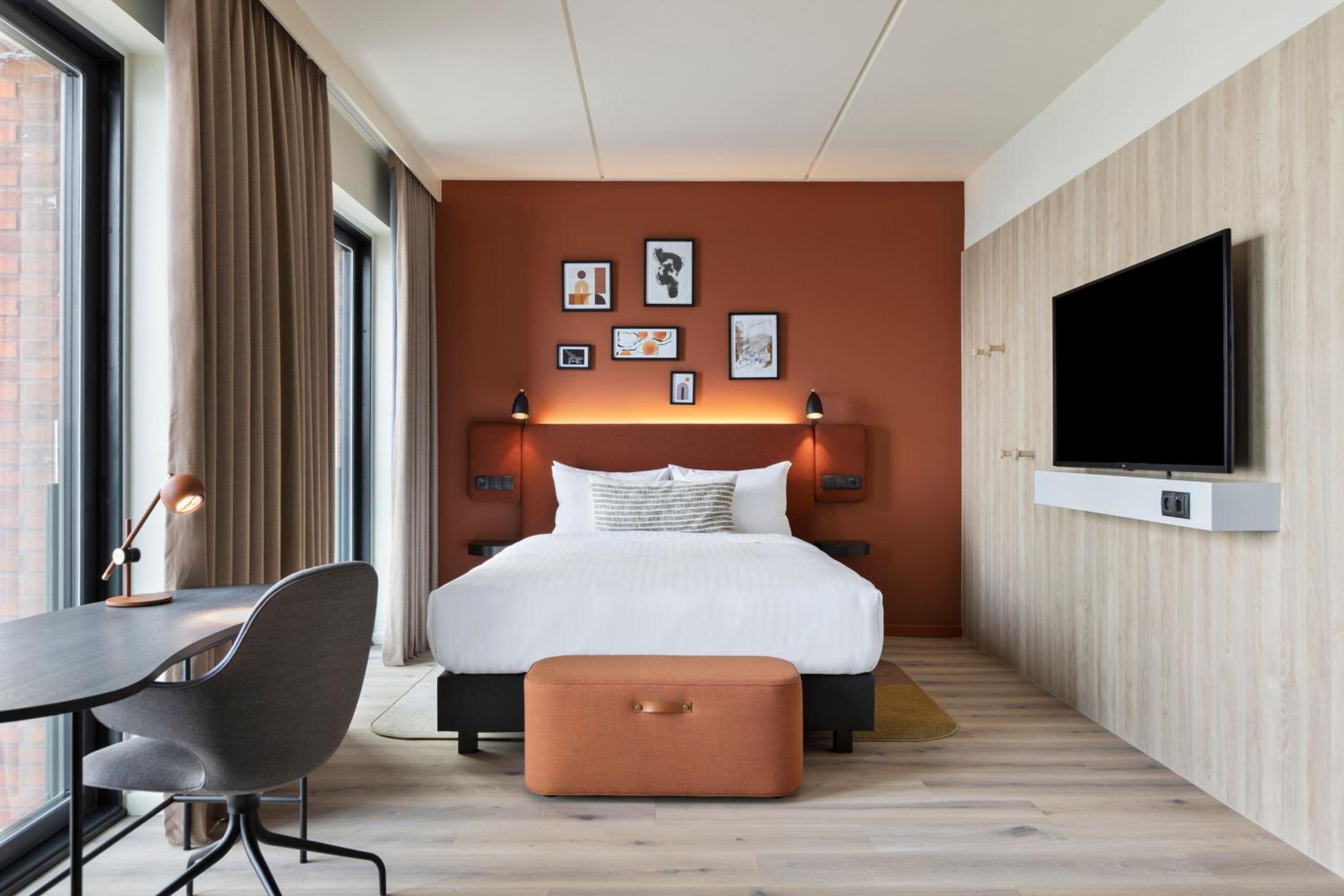 Family Studio with Sofa Bed and Courtyard View - Photo 10