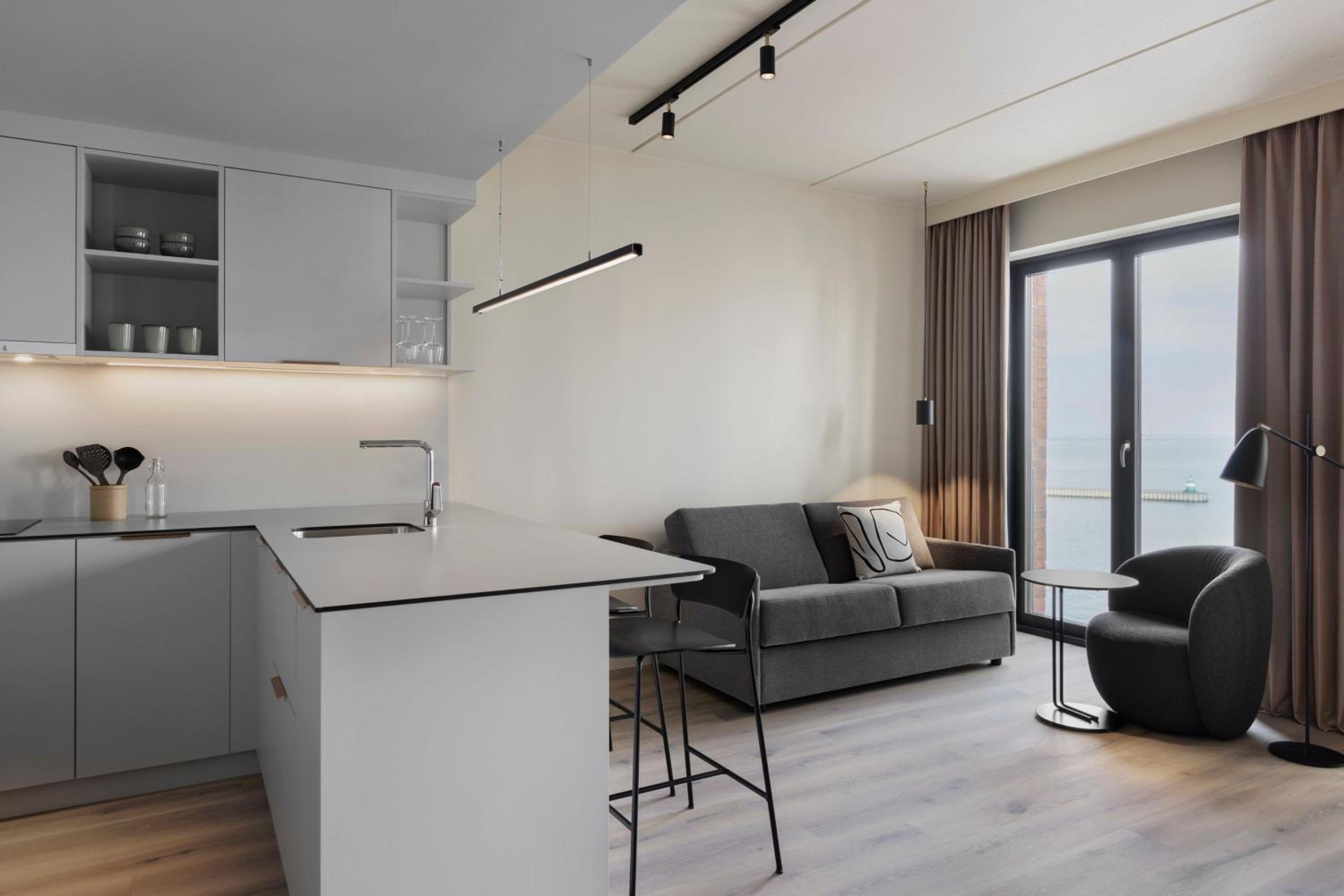 Family Studio with Sofa Bed and Courtyard View - Photo 7