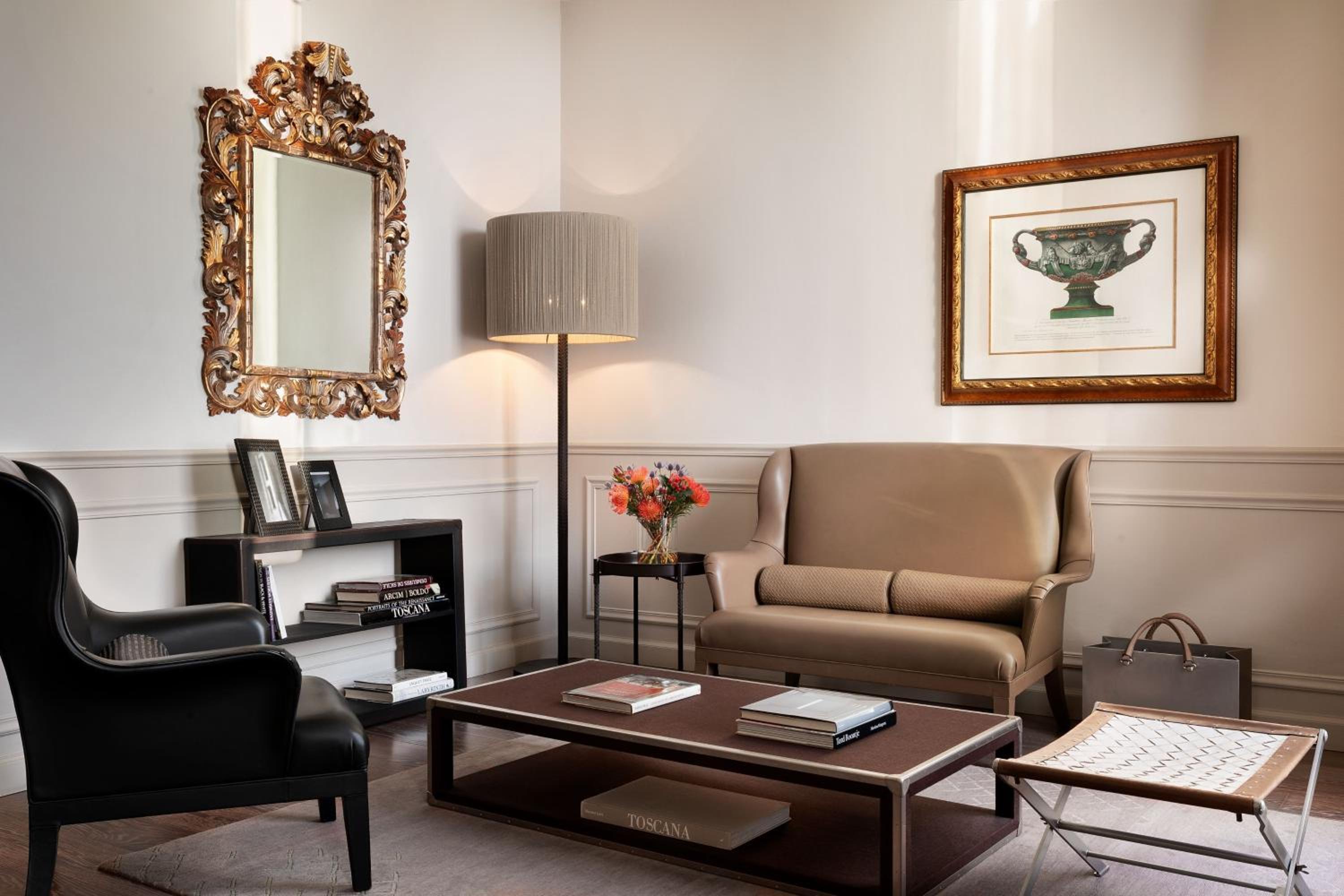 Contemporary Luxury King Suite with River View