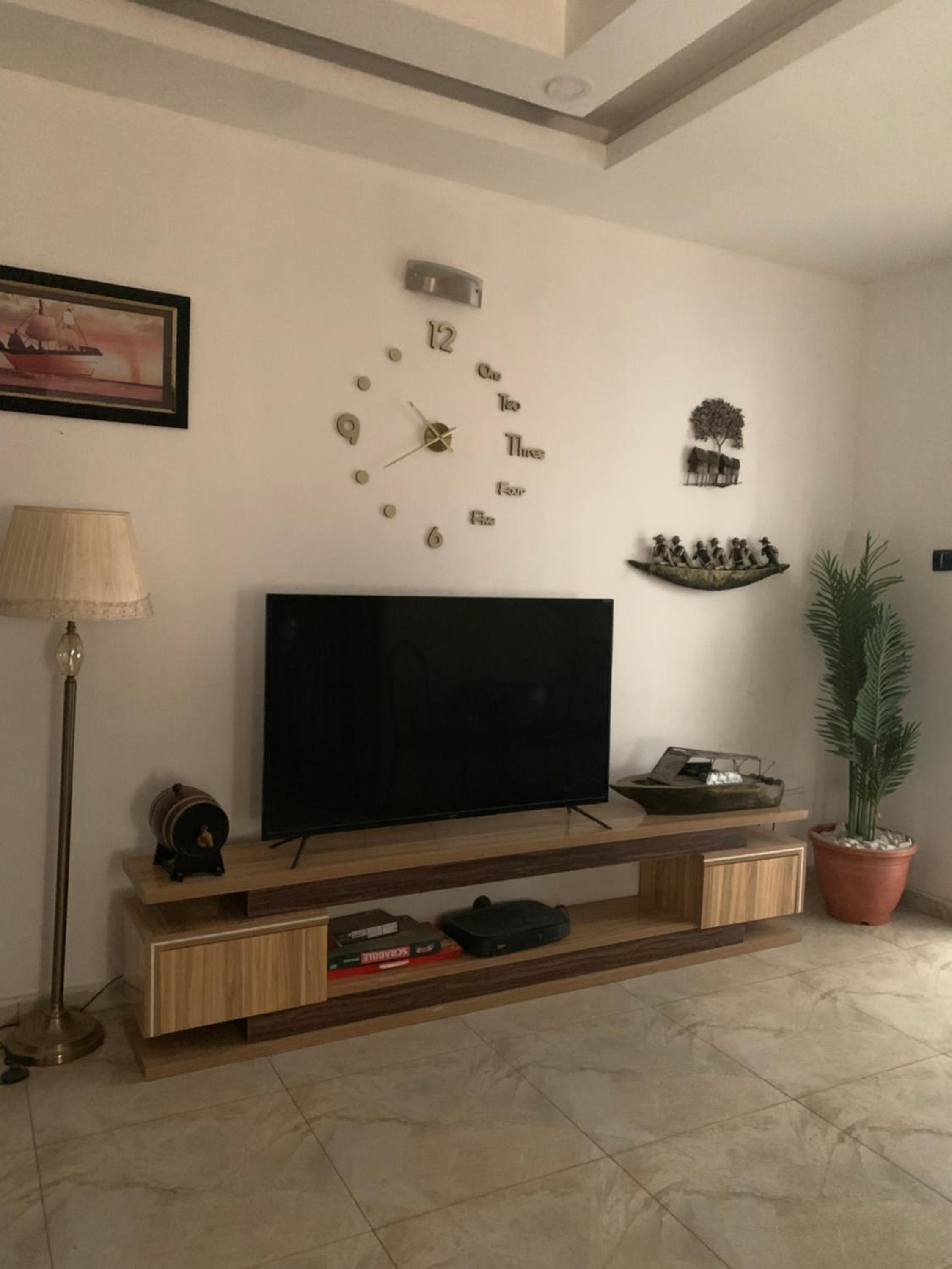 Three-Bedroom Apartment photo 3