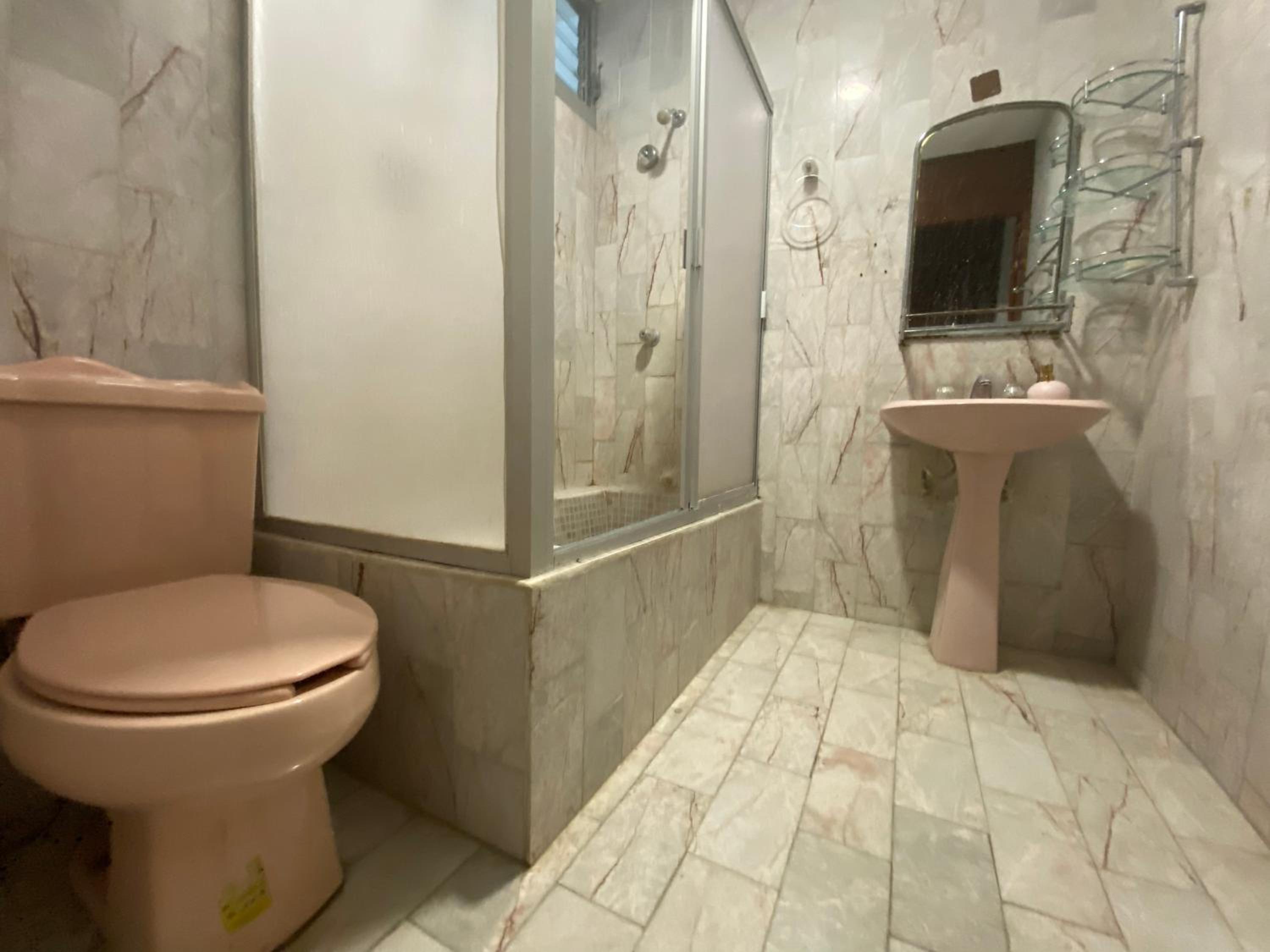 Four-Bedroom House - Photo 8