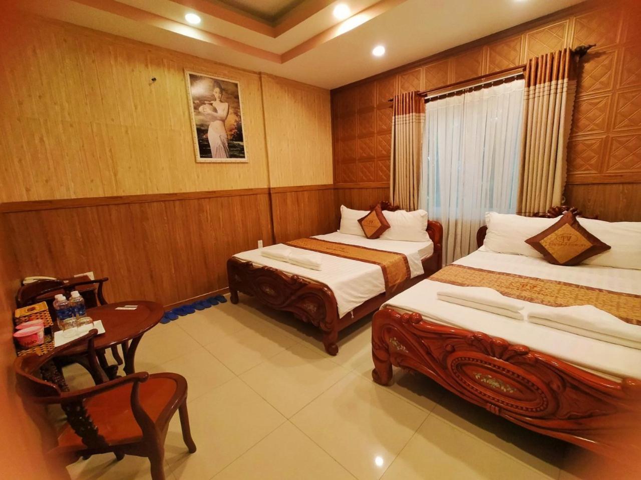 Large Double or Twin Room photo 3