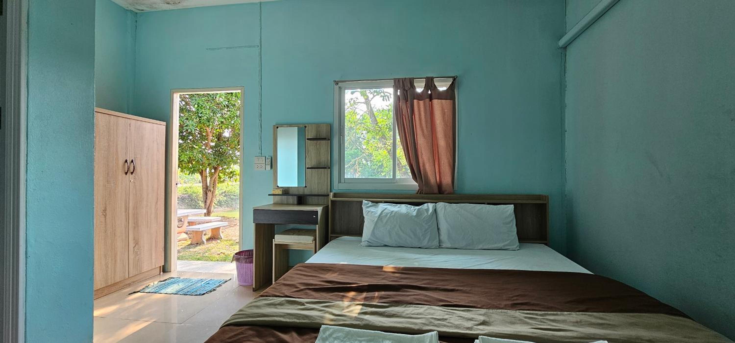 Economy Double Room - Photo 5