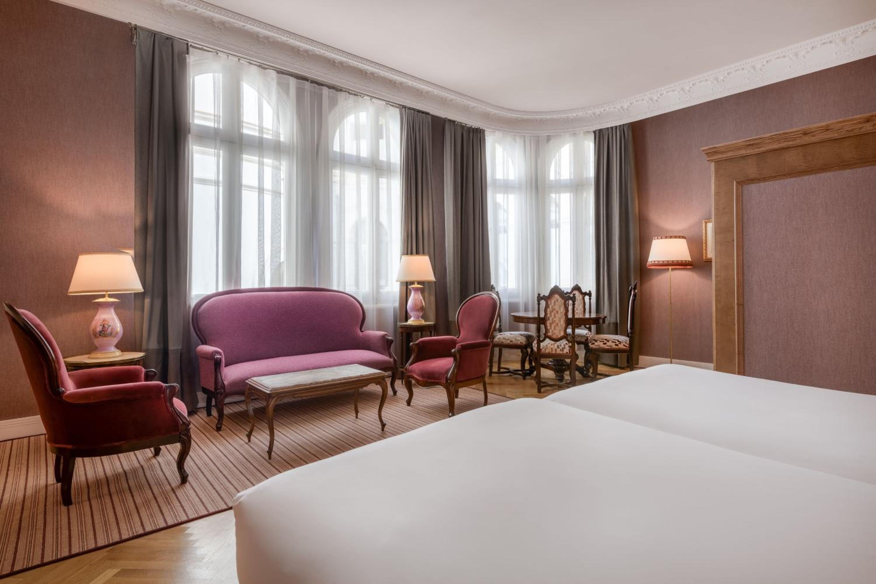 Junior Twin Suite