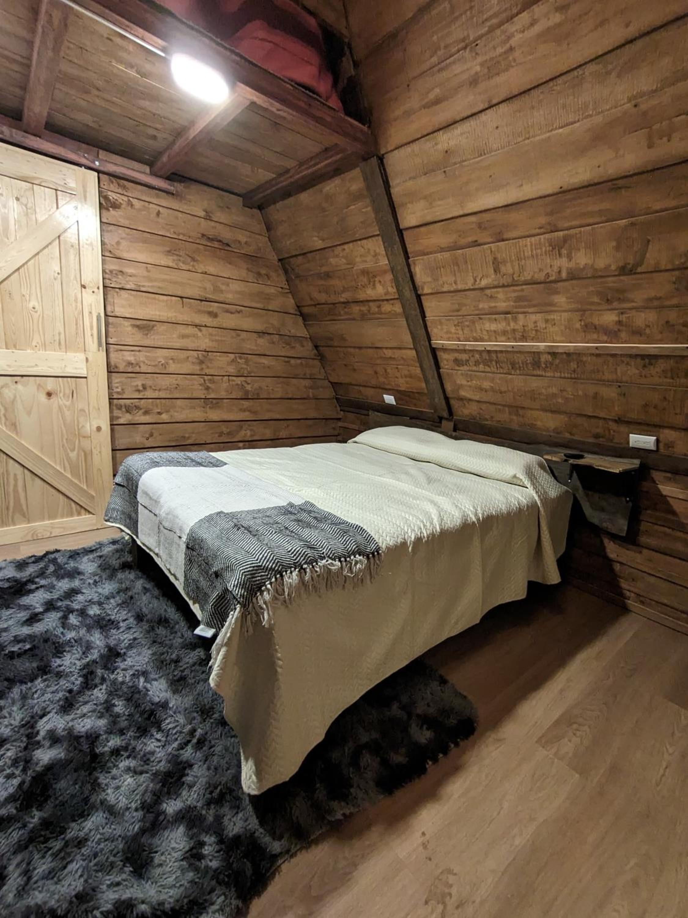 One-Bedroom House photo 1