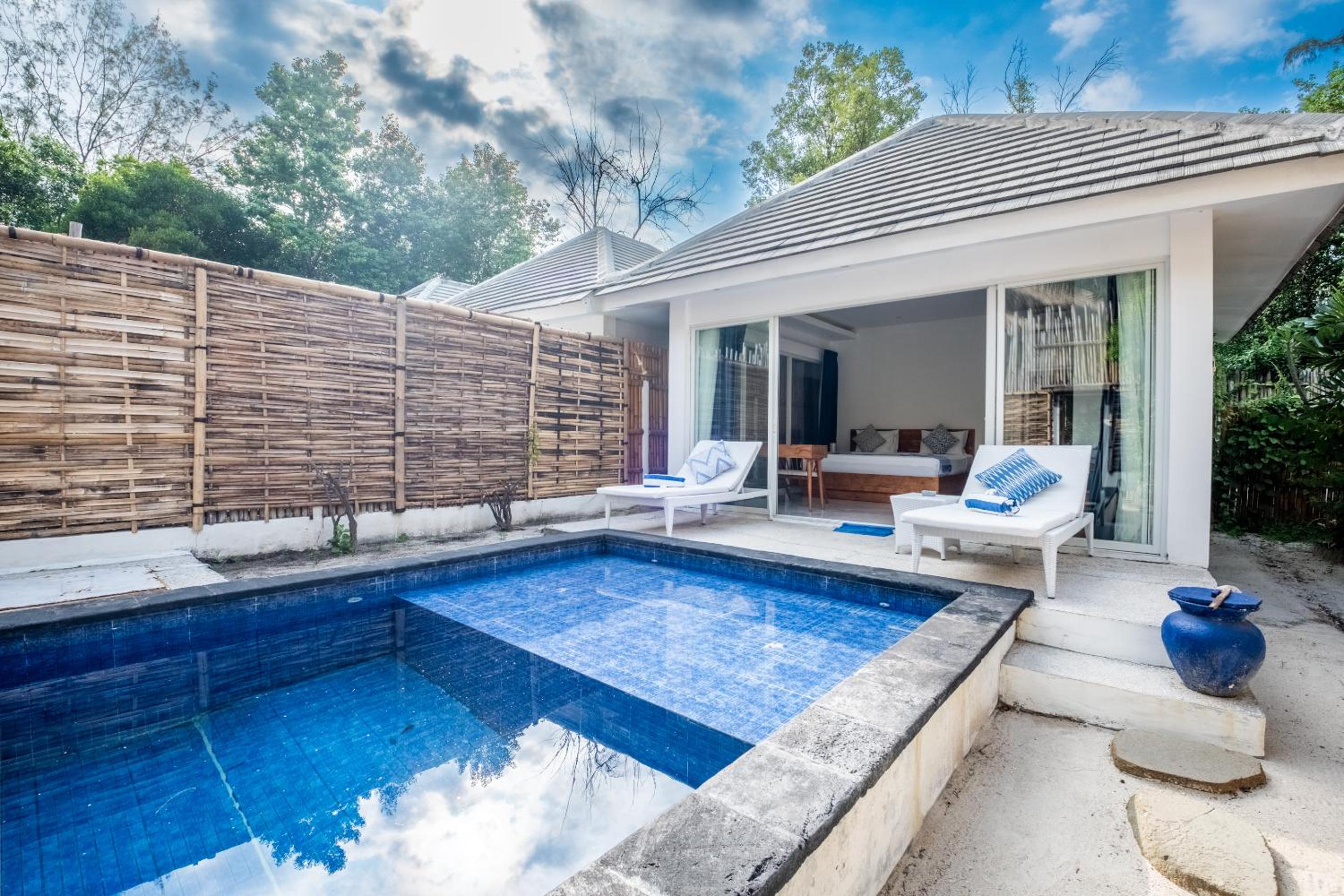 One-Bedroom Private Pool Villa - Photo 3