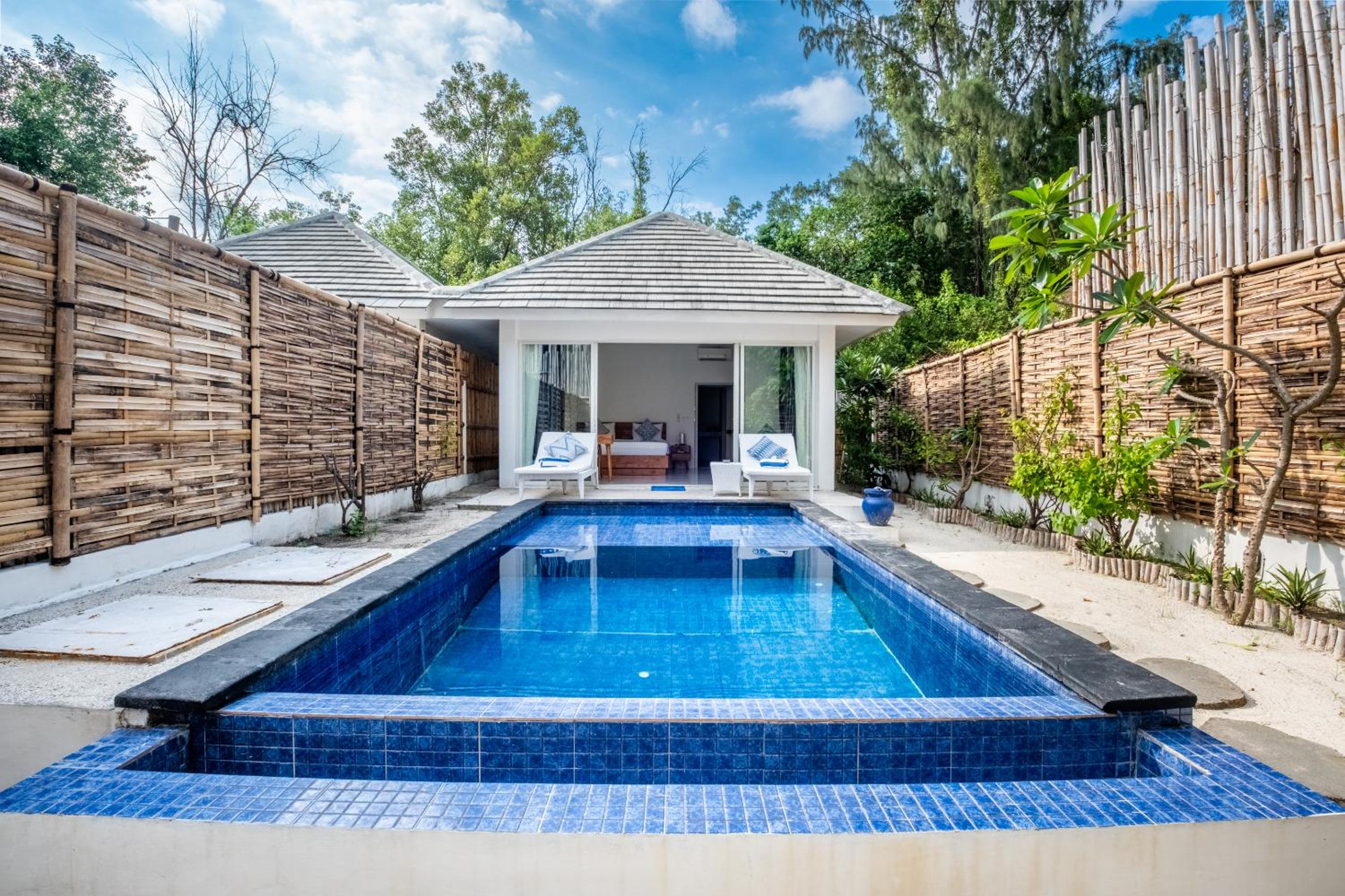 One-Bedroom Private Pool Villa - Photo 2