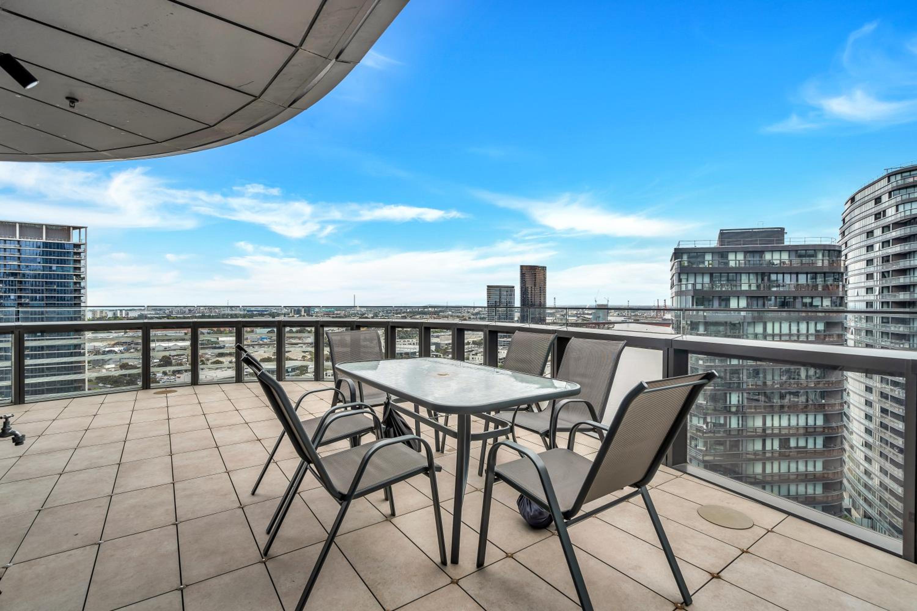 Signature Sub Penthouse Collection - Photo 9
