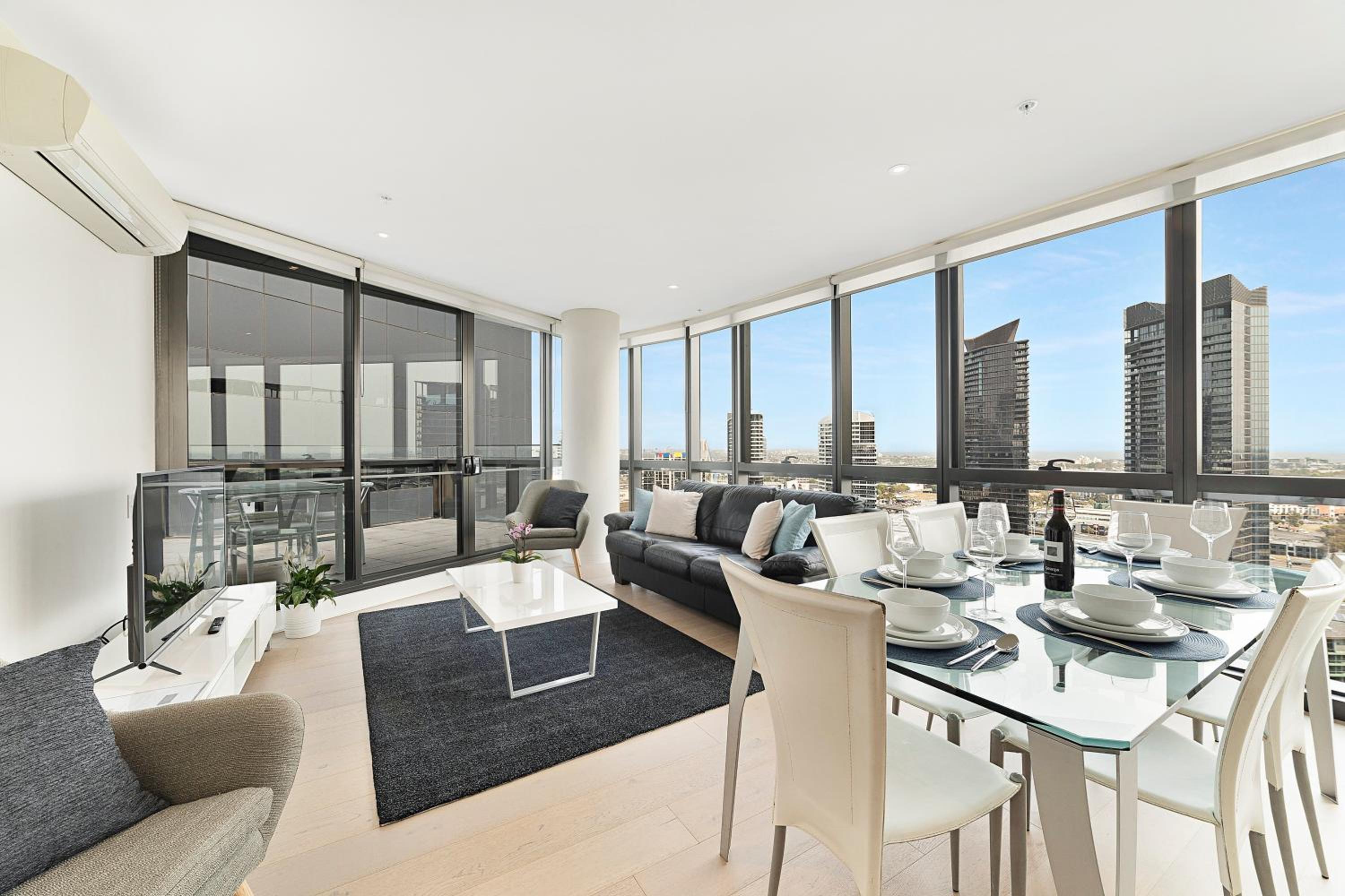 Signature Sub Penthouse Collection - Photo 4