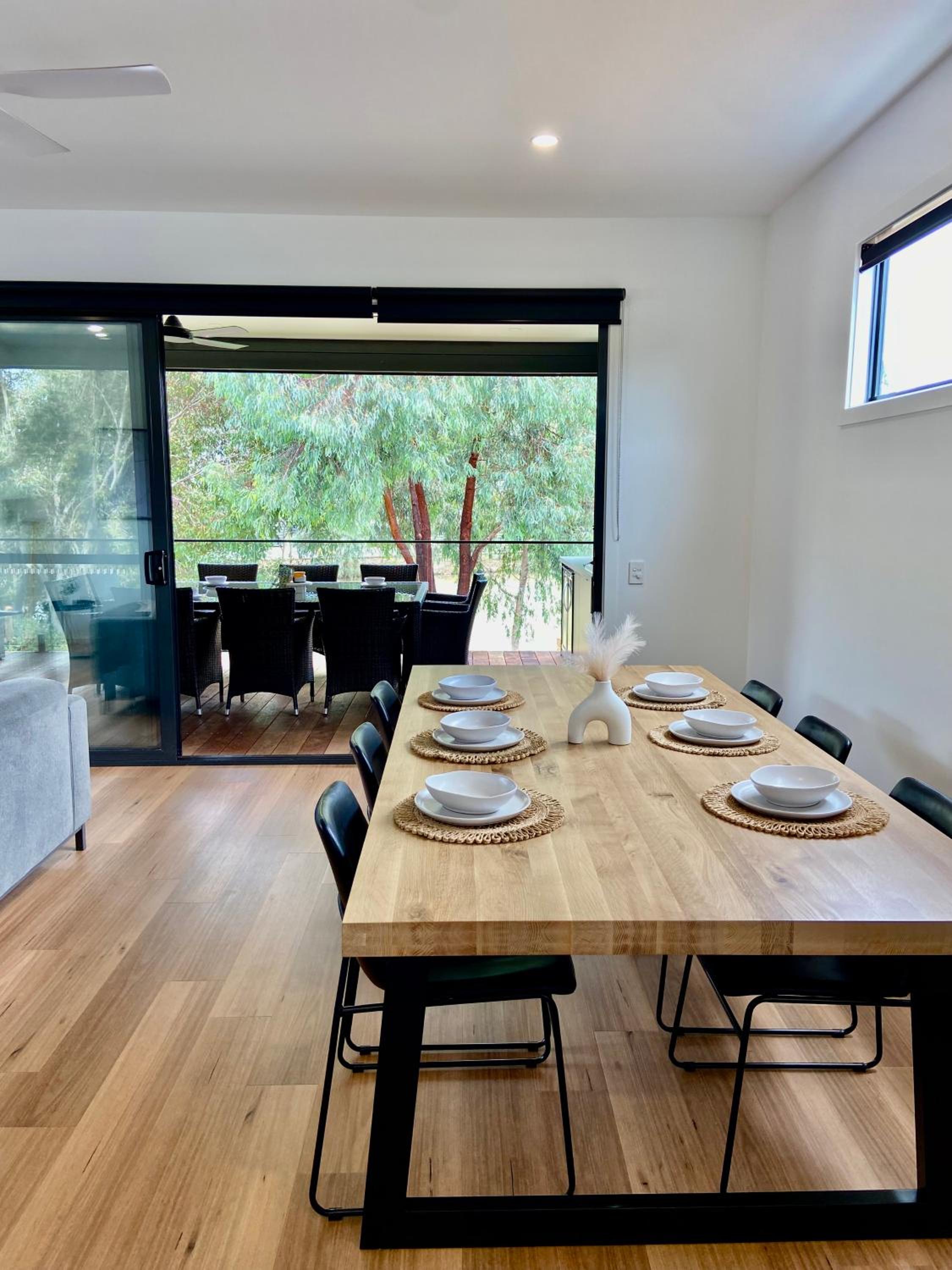 Three-Bedroom Villa photo 2