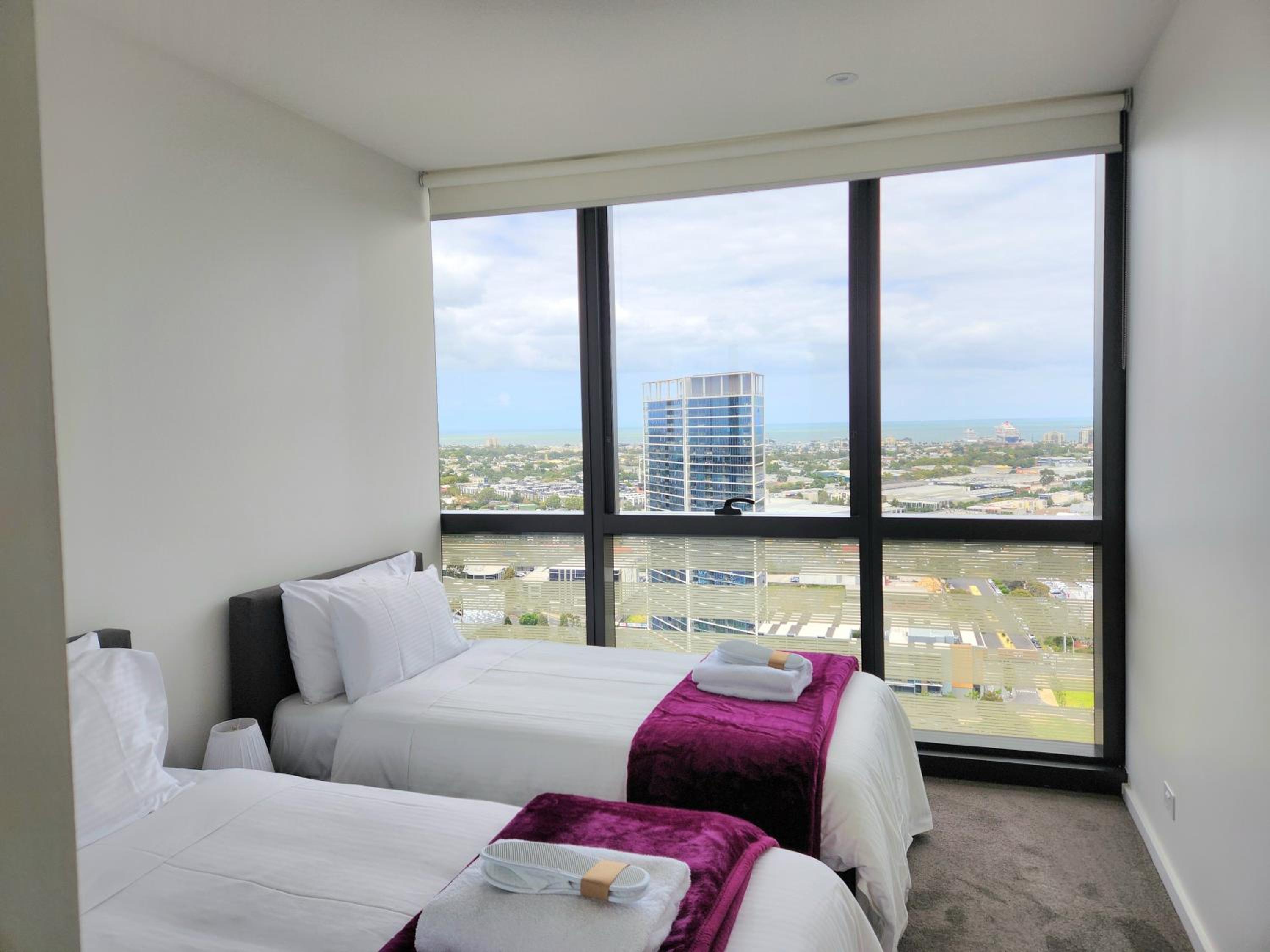 Executive 3 Bedroom Collection - Photo 12
