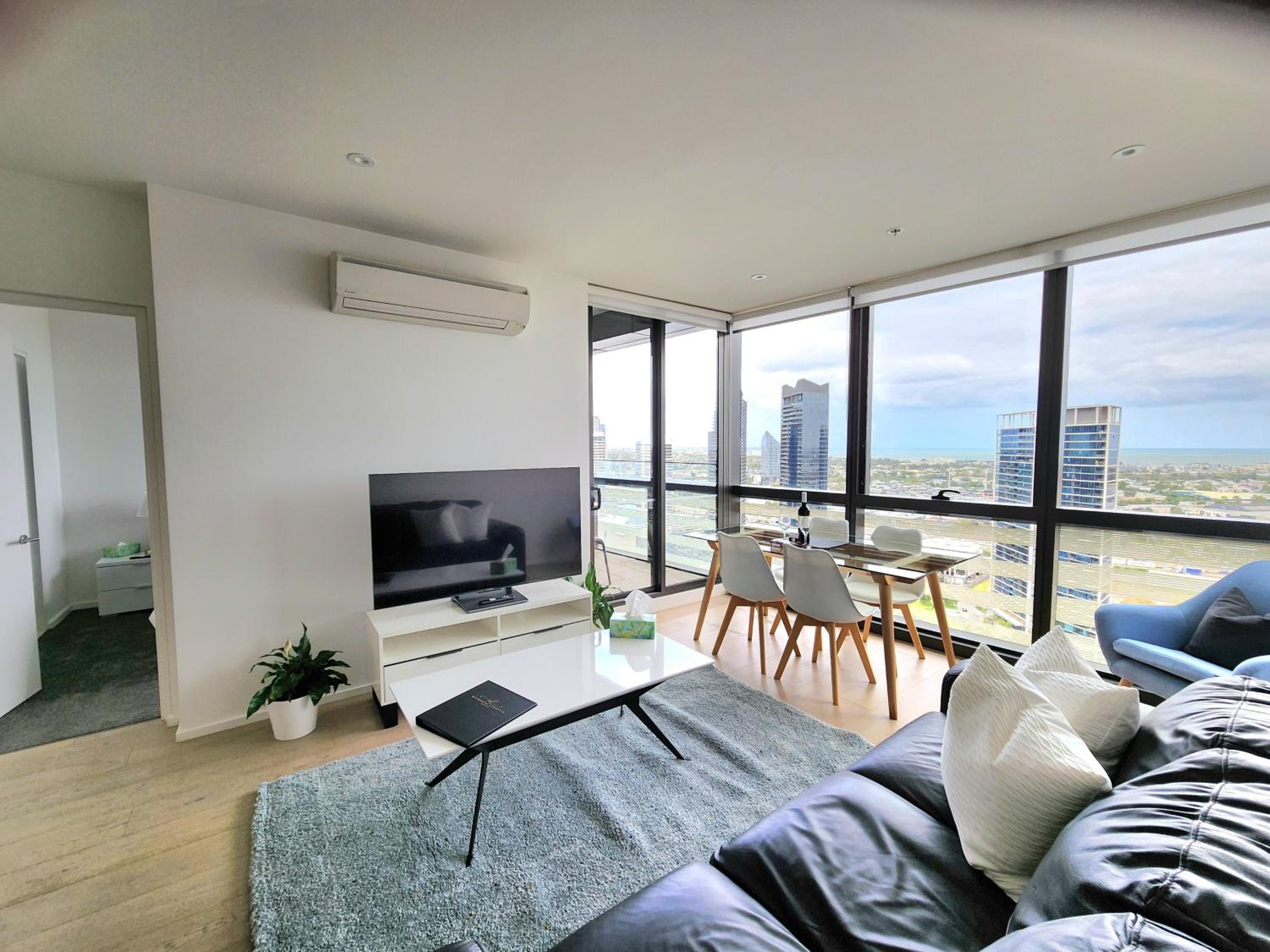 Executive 3 Bedroom Collection - Photo 8